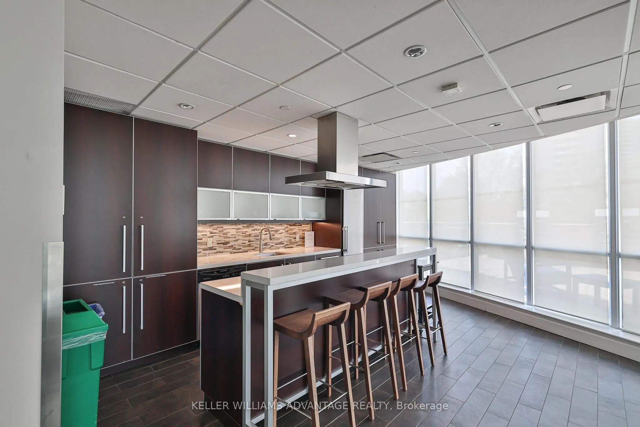1048 Broadview Avenue, #1208