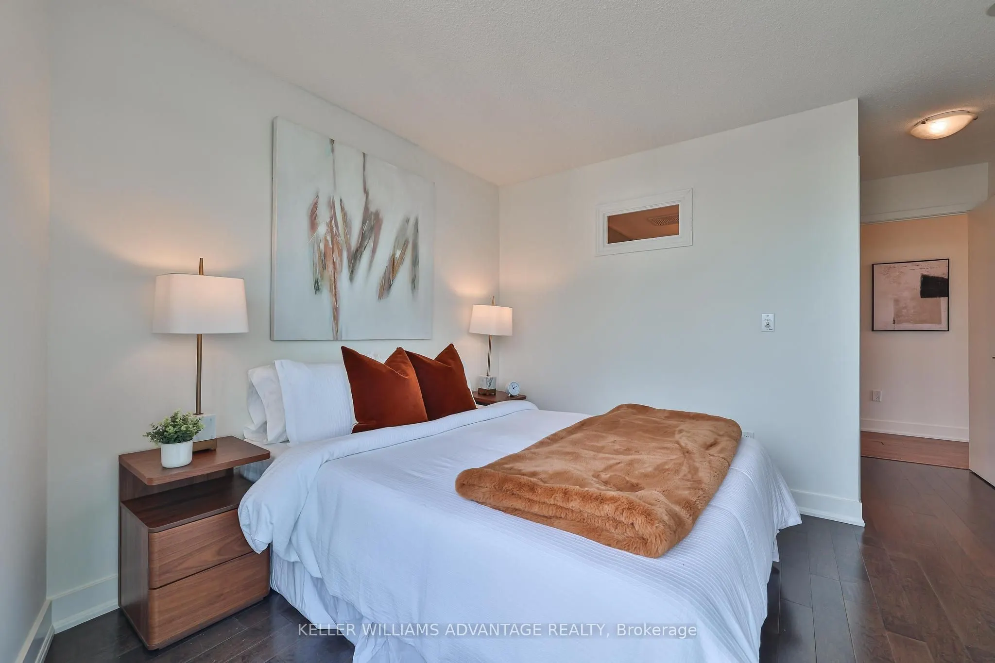 1048 Broadview Avenue, #1208