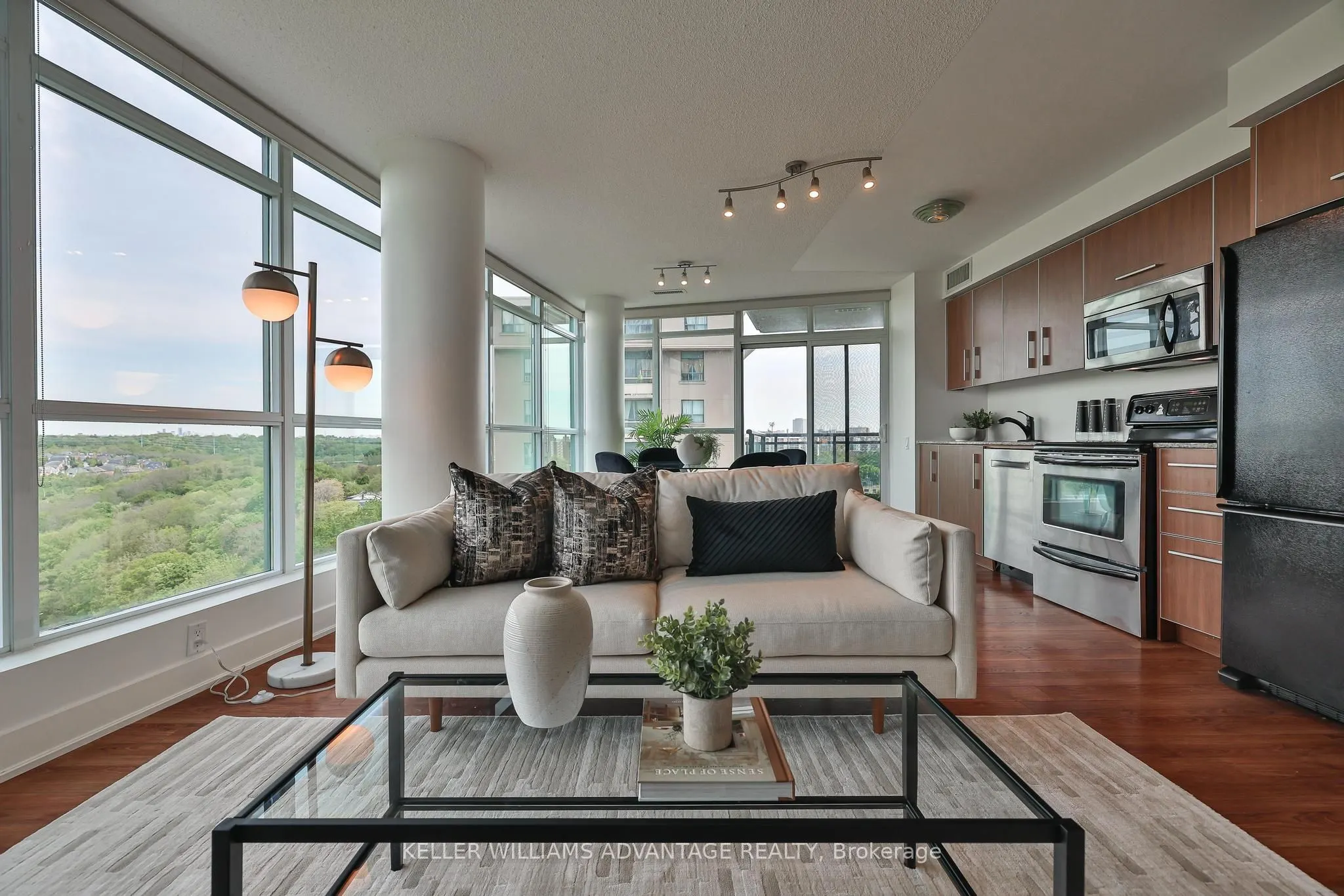 1048 Broadview Avenue, #1208