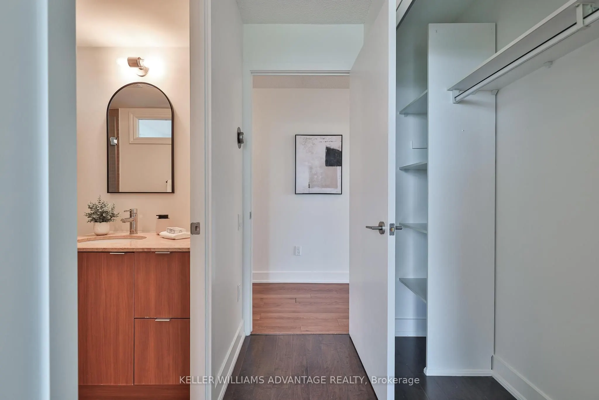 1048 Broadview Avenue, #1208