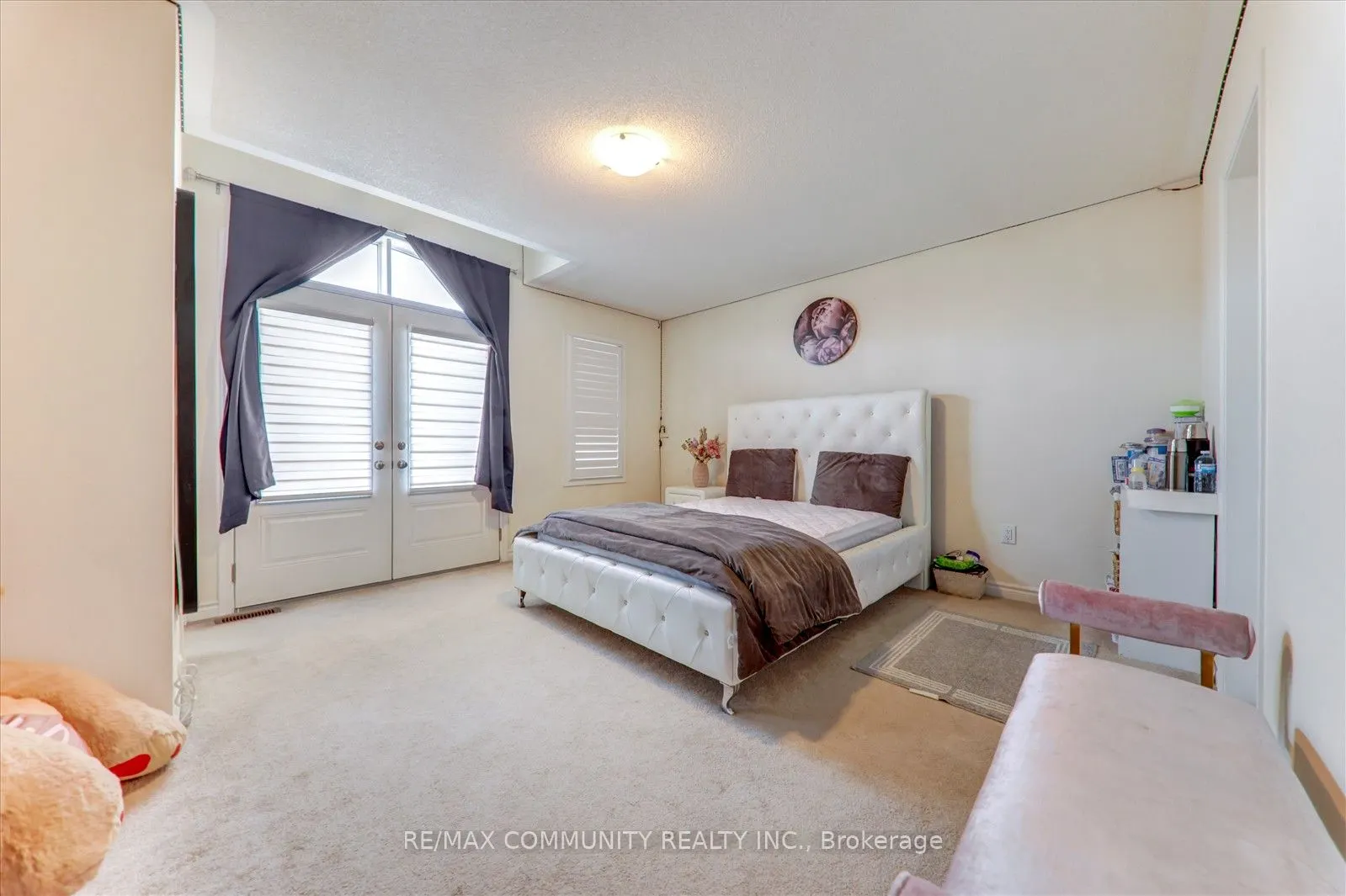 56 Westfield Drive S