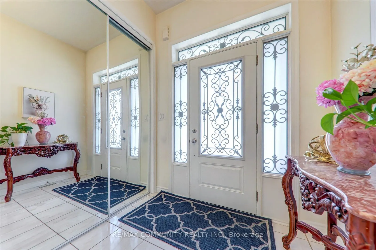 56 Westfield Drive S