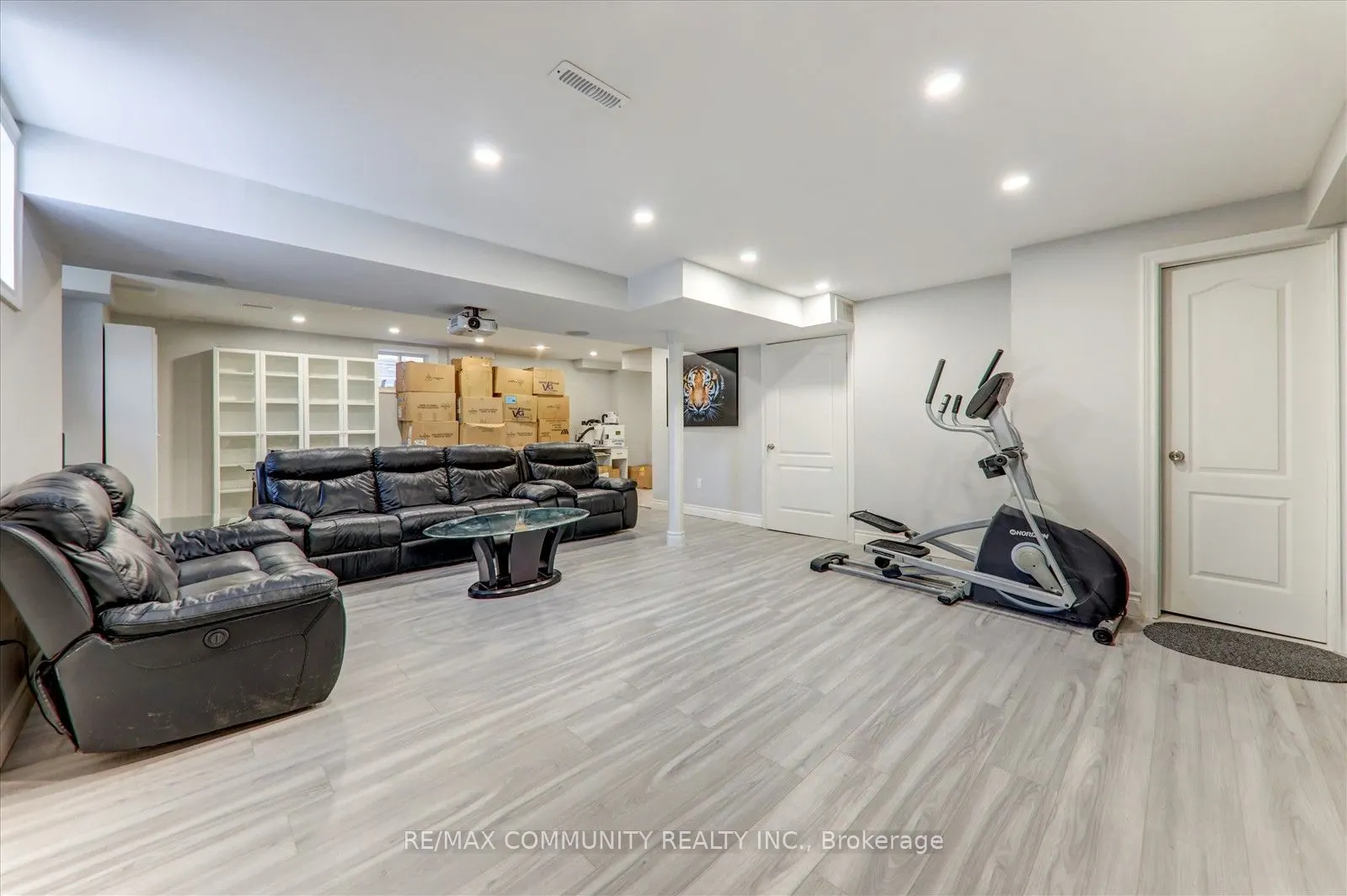 56 Westfield Drive S