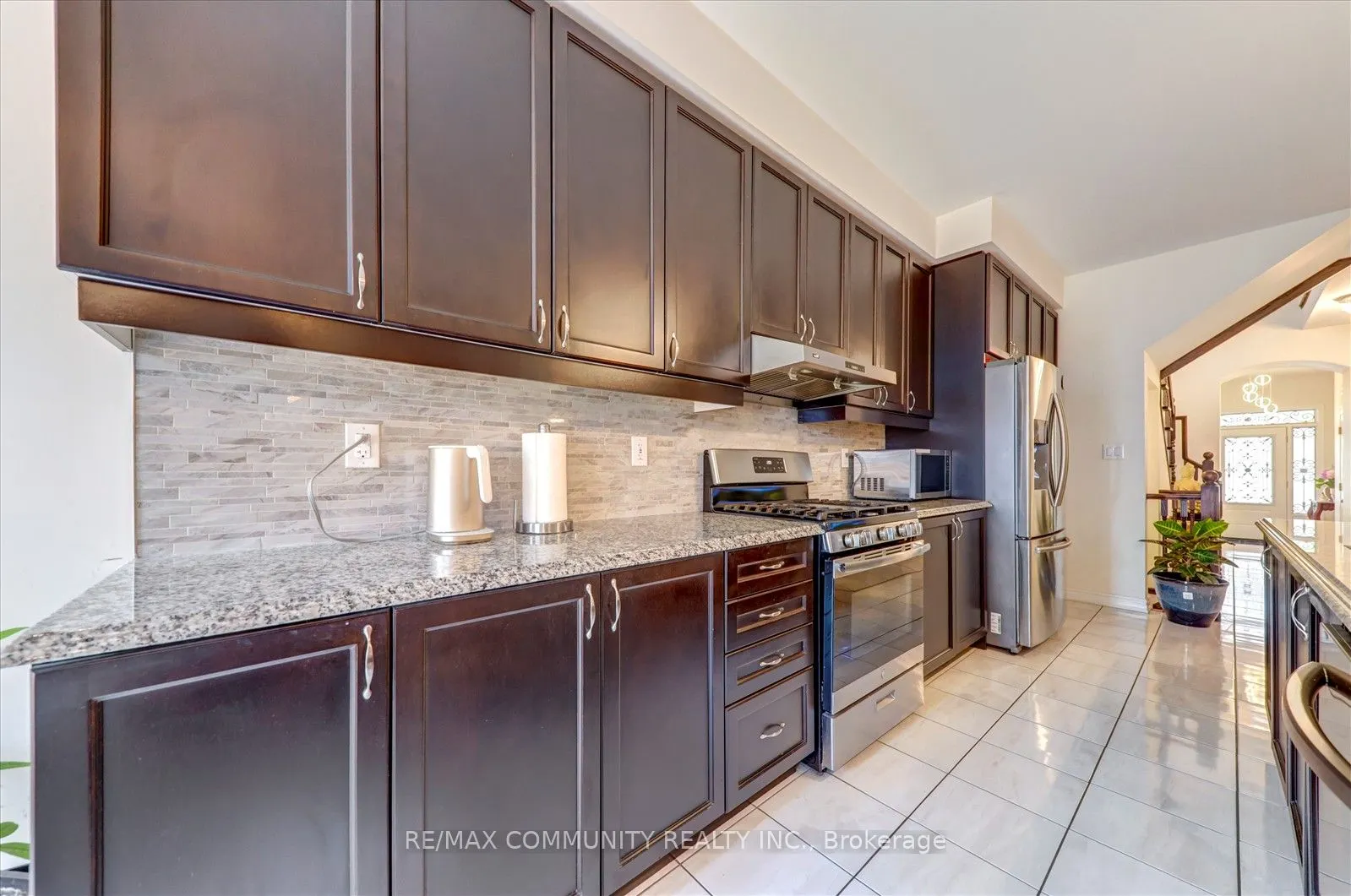 56 Westfield Drive S