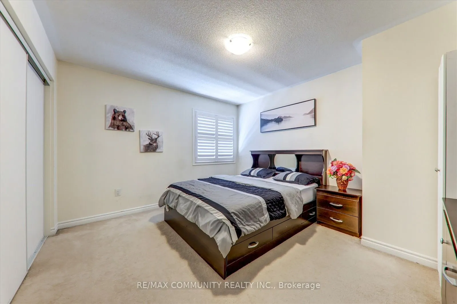 56 Westfield Drive S