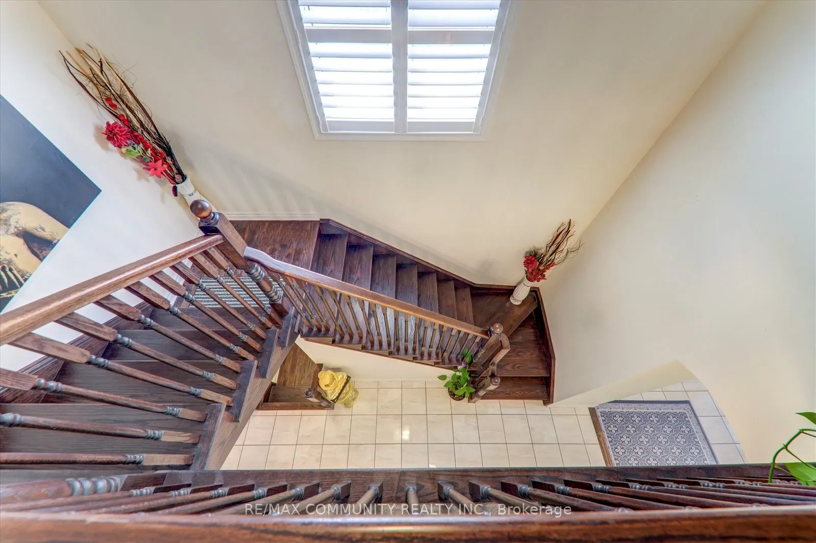 56 Westfield Drive S