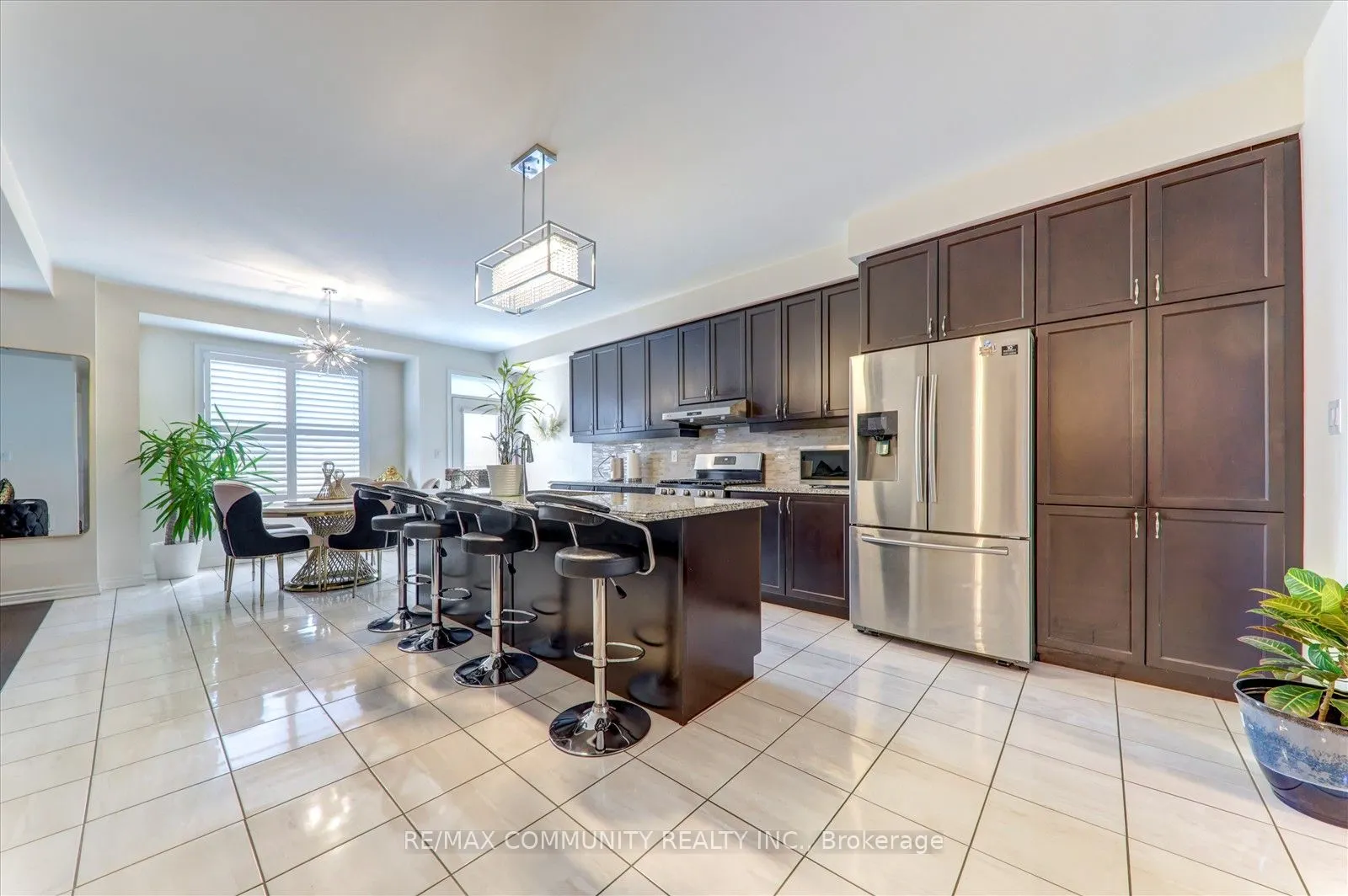 56 Westfield Drive S