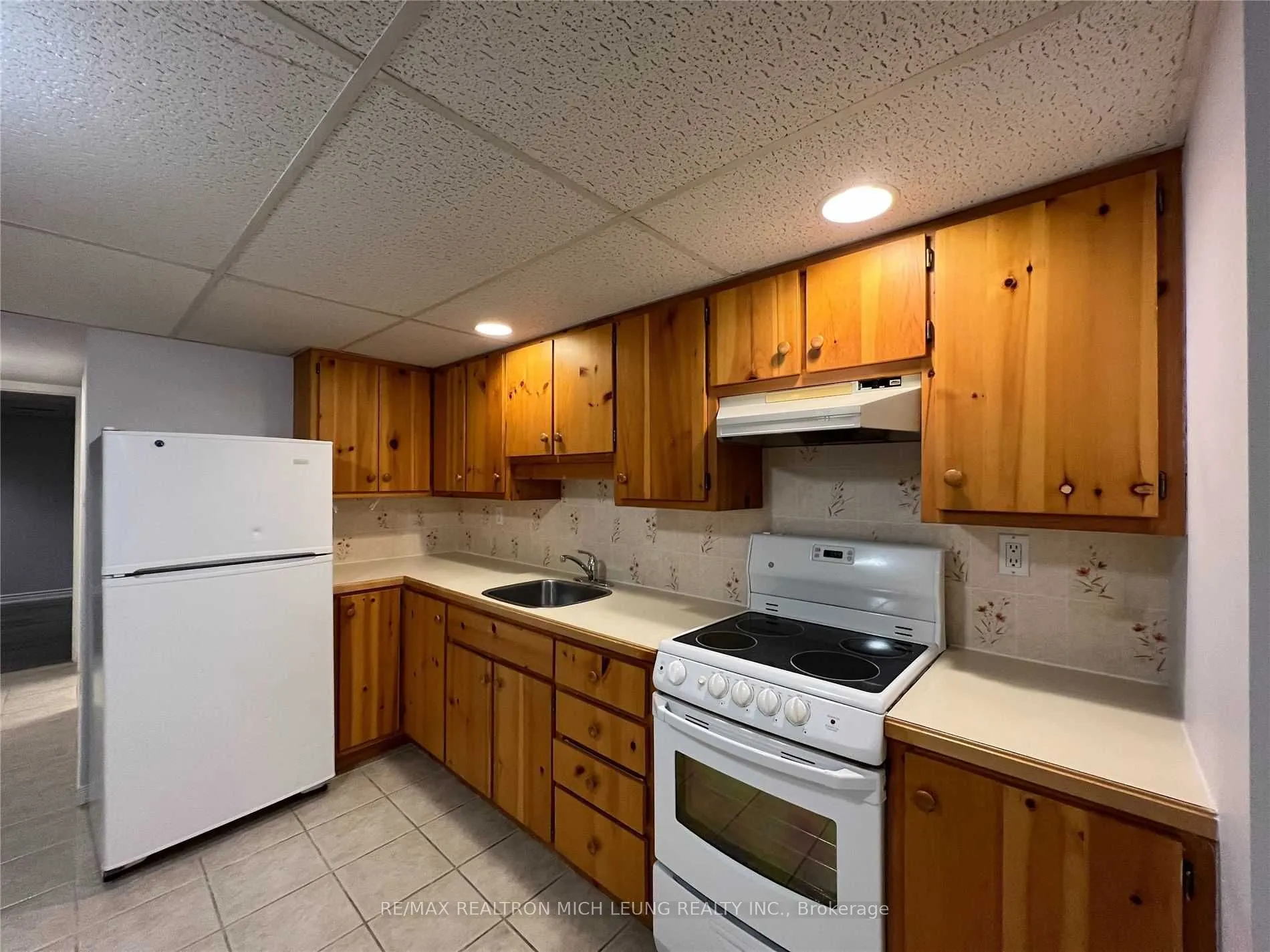 947 Oklahoma Drive, #Lower