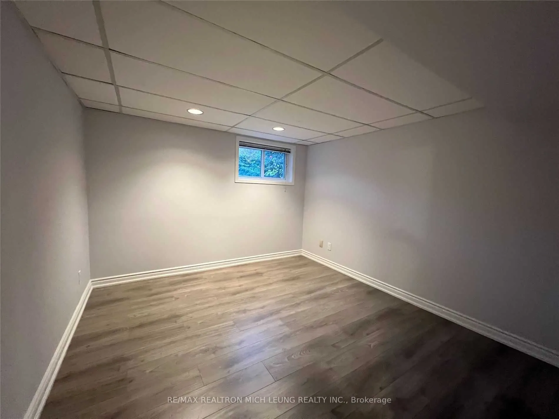 947 Oklahoma Drive, #Lower