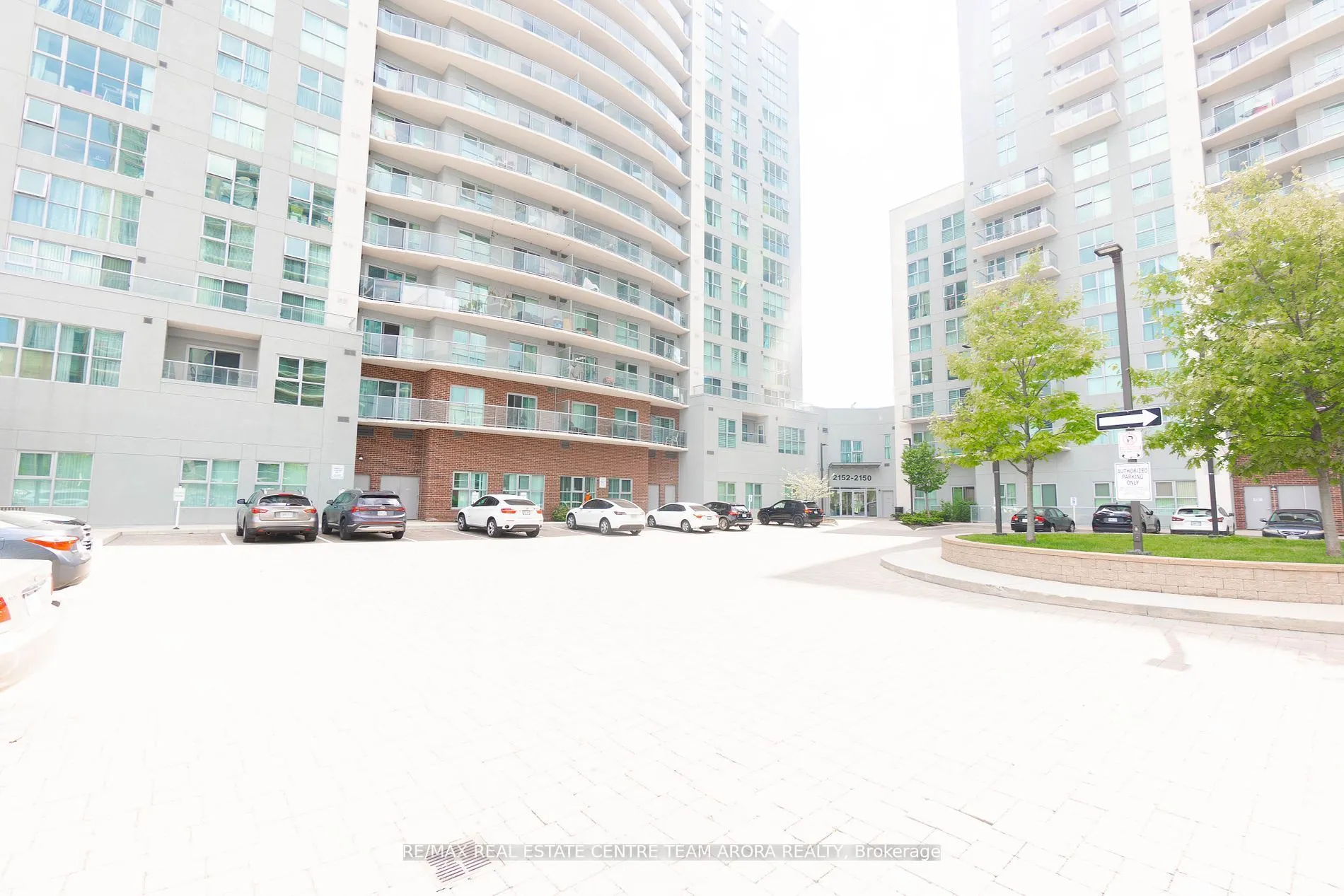 2152 Lawrence Avenue E #1206