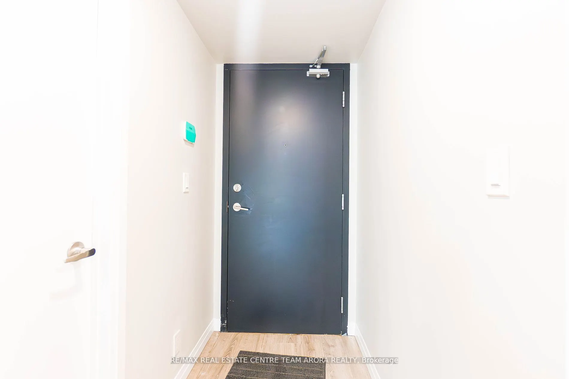 2152 Lawrence Avenue E #1206