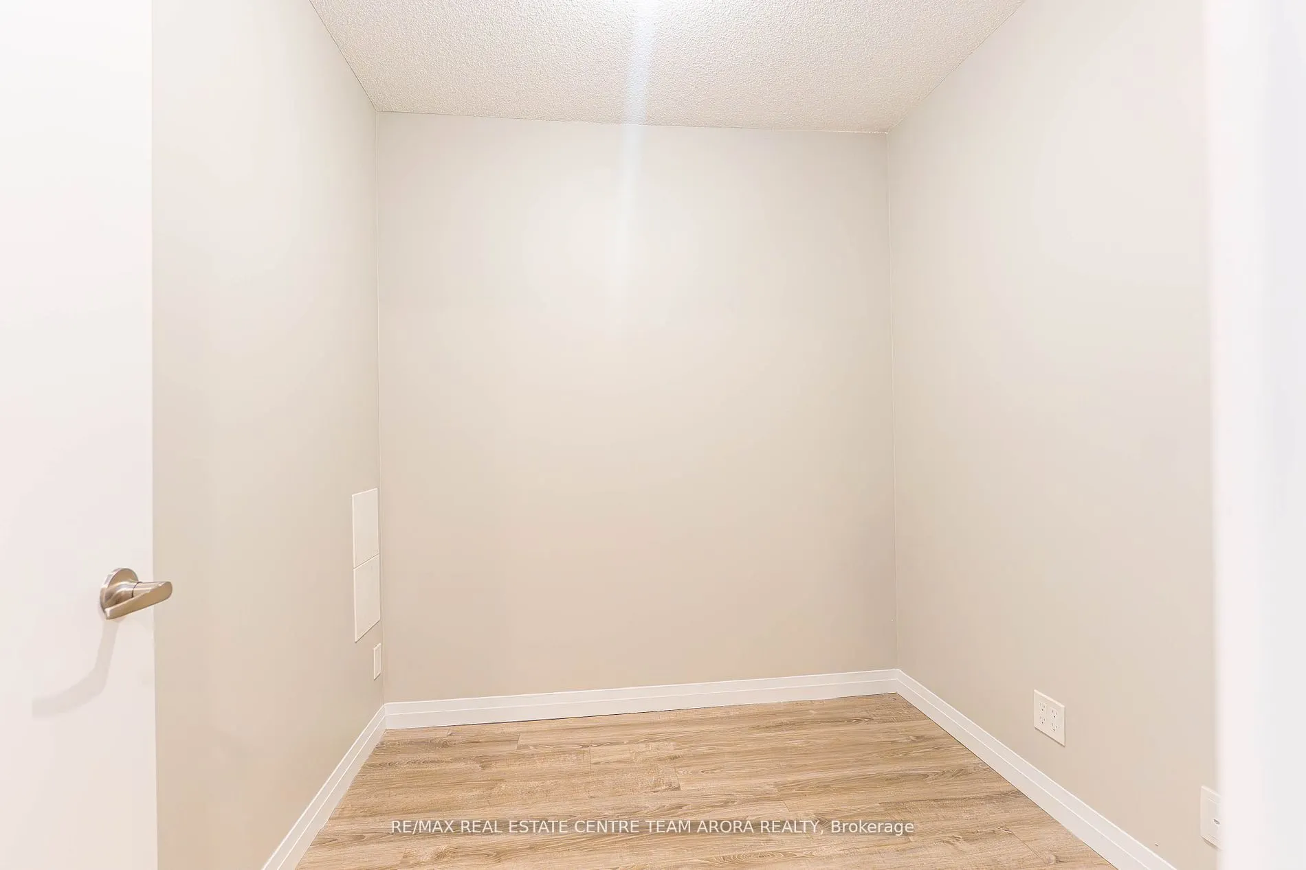 2152 Lawrence Avenue E #1206