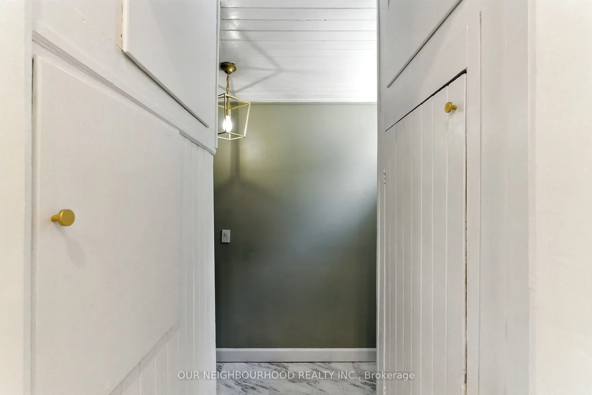 319 Division Street