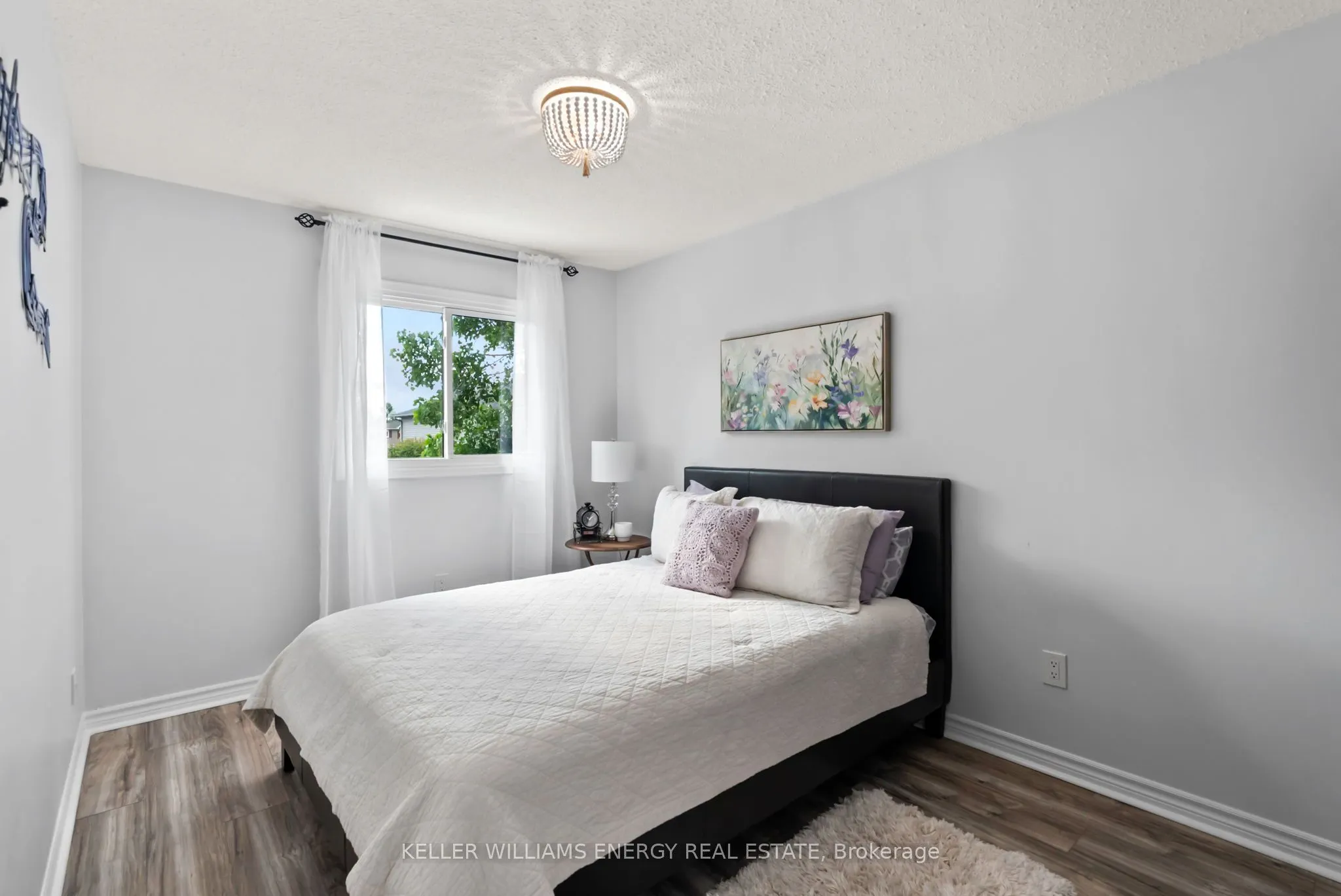 121 Angus Drive