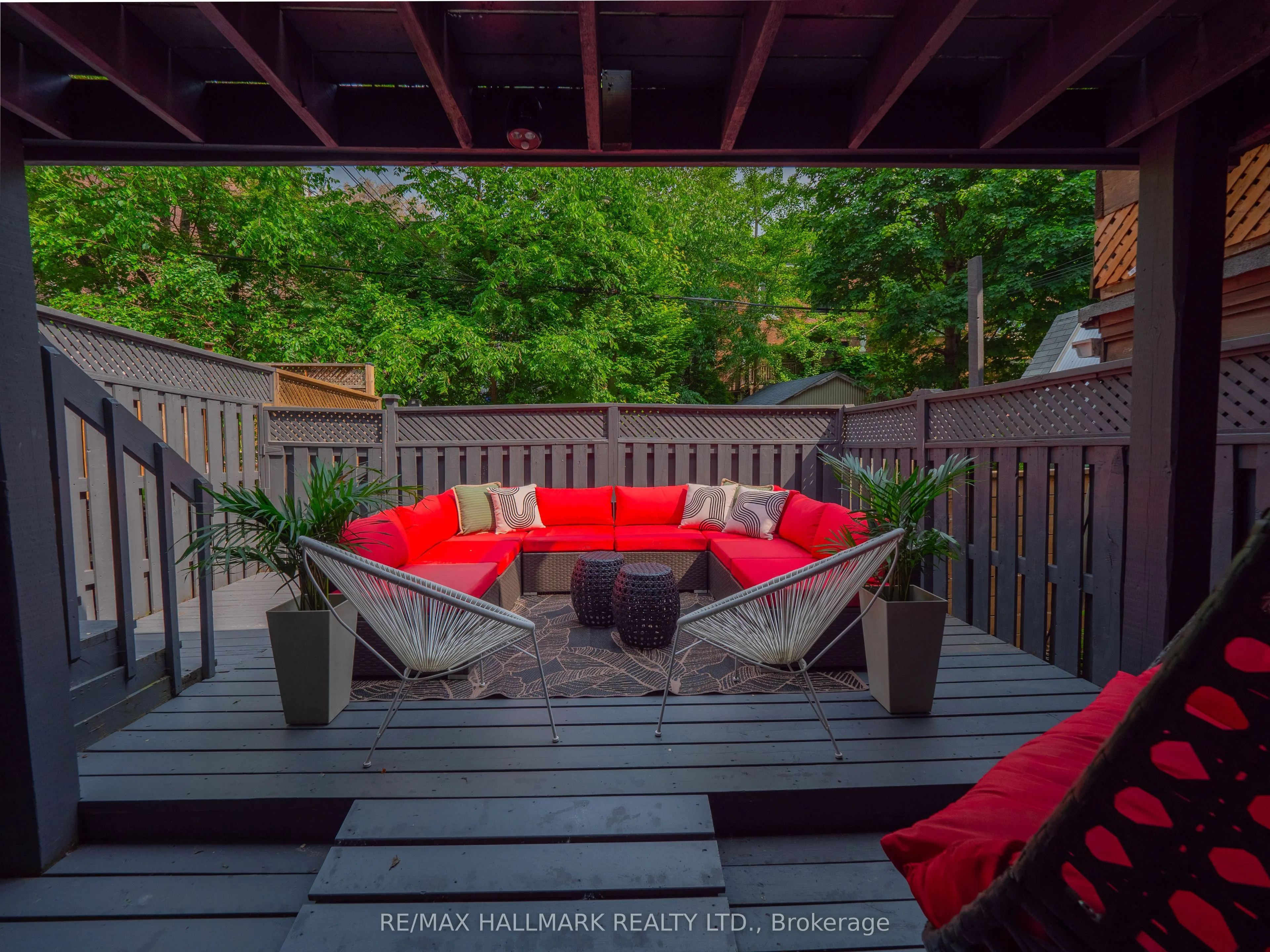 18 Millbrook Crescent