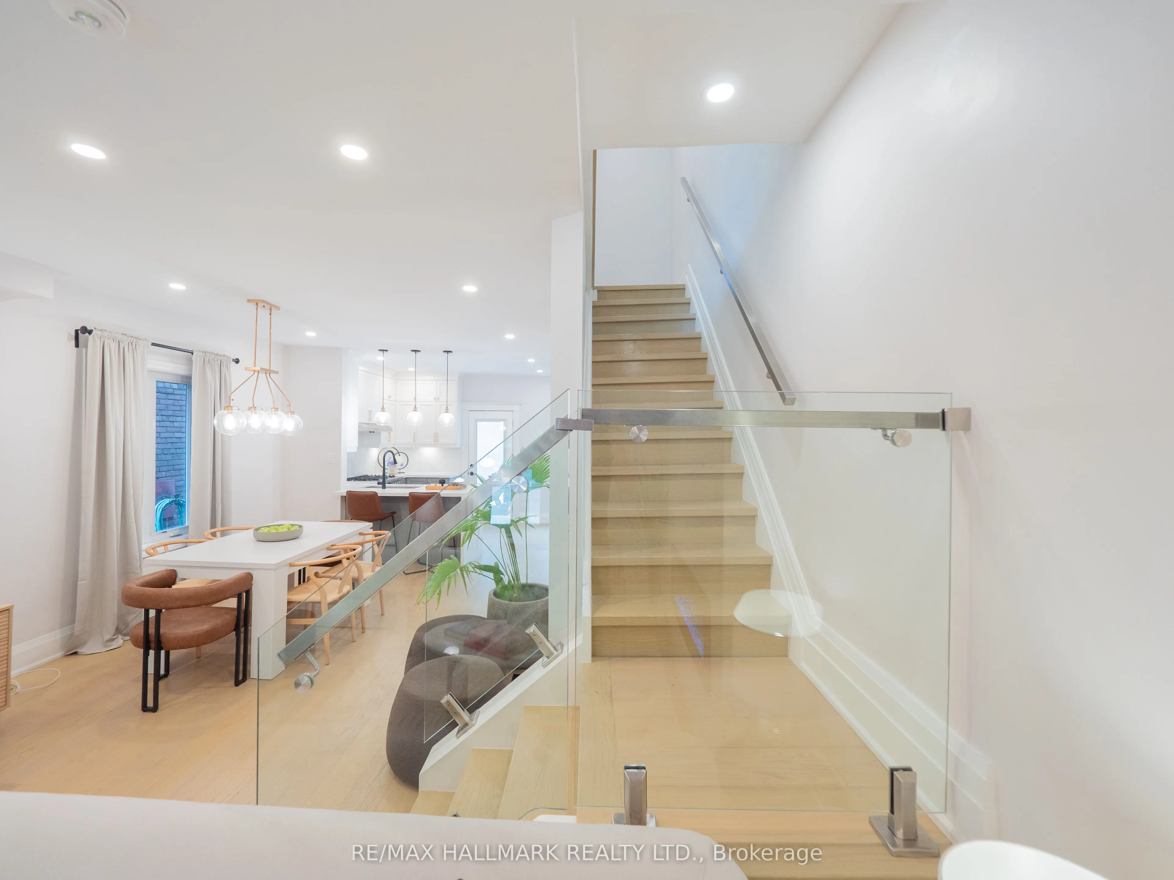 18 Millbrook Crescent
