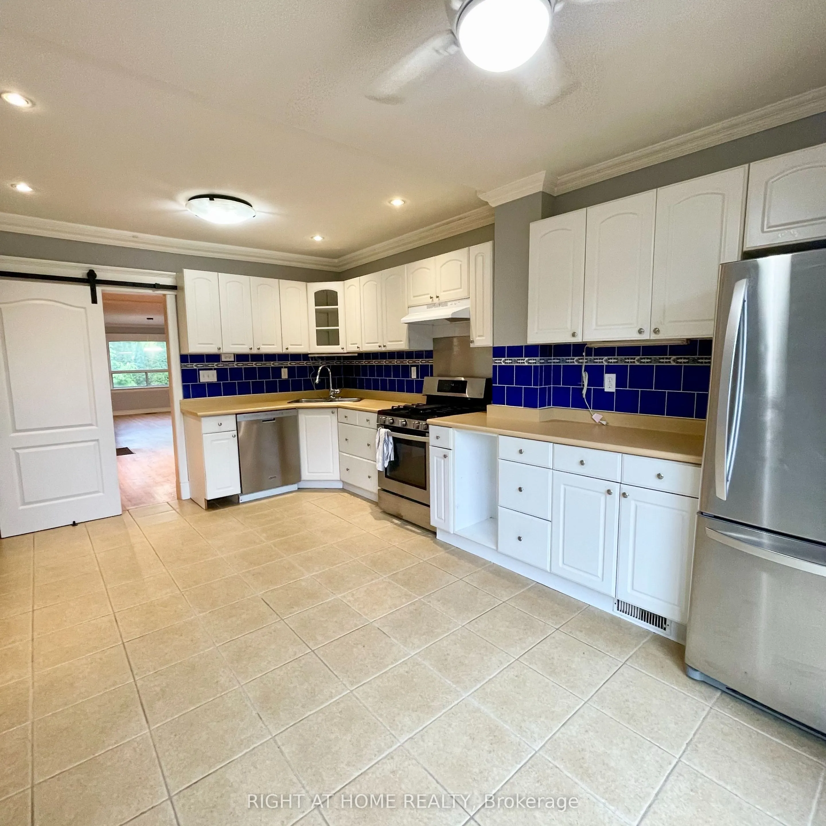 34 Woodington Avenue