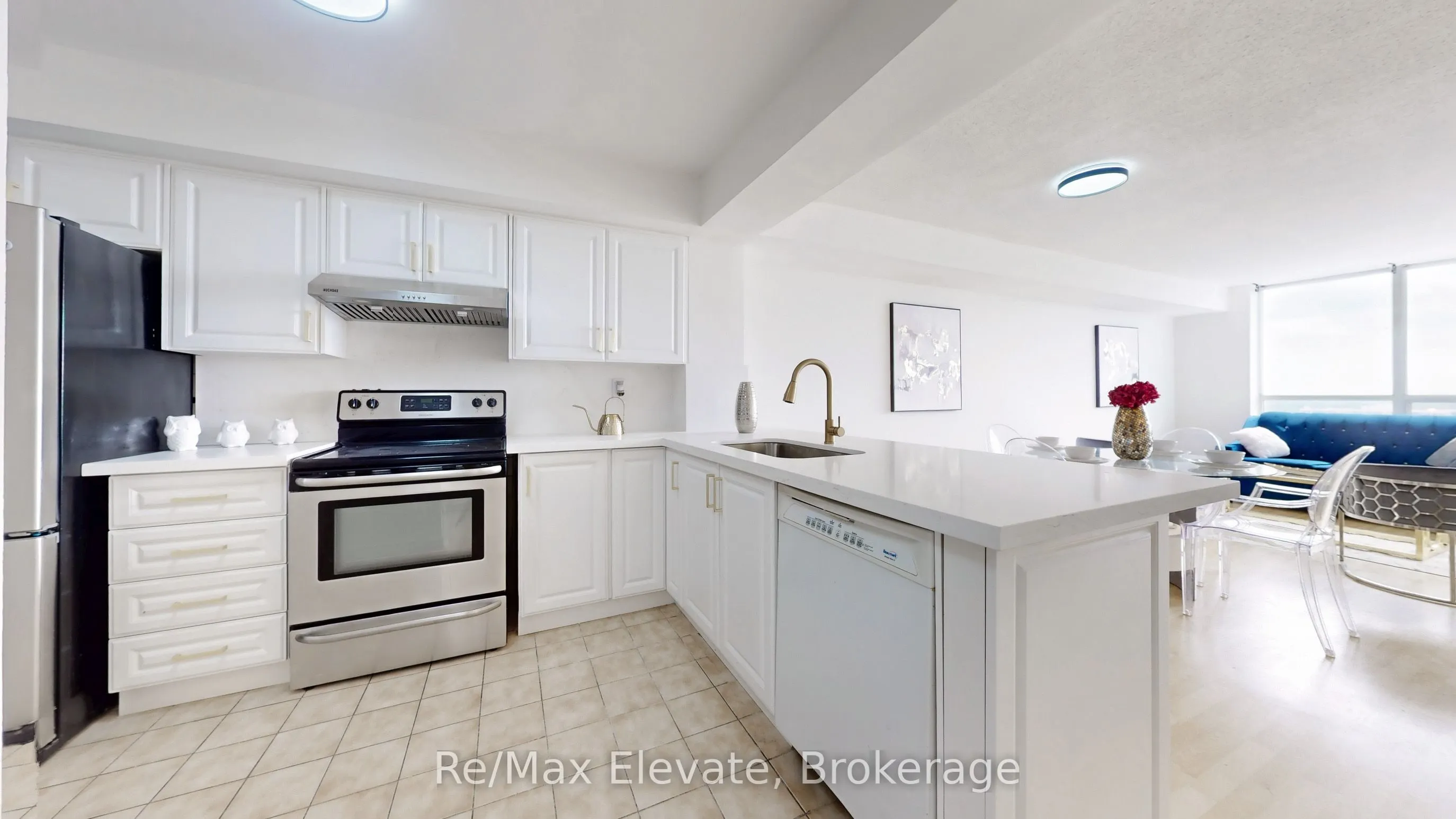 410 Mclevin Avenue, #1111