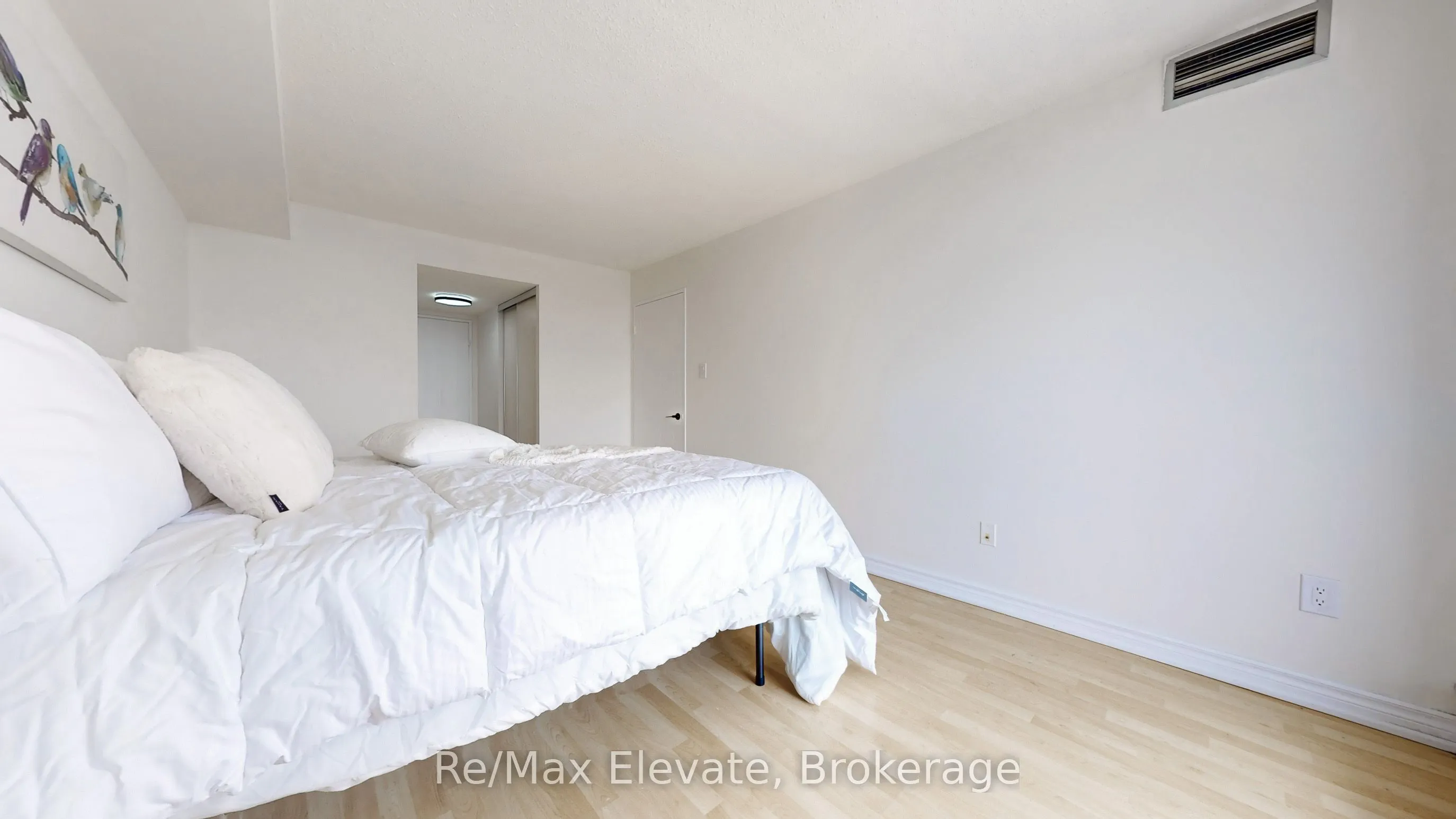 410 Mclevin Avenue, #1111