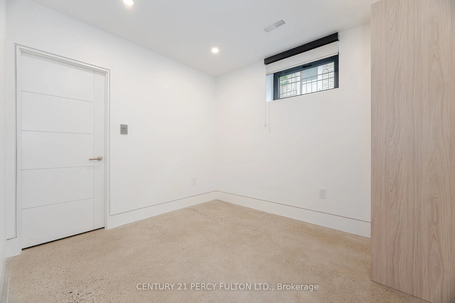 10 Haida Court
