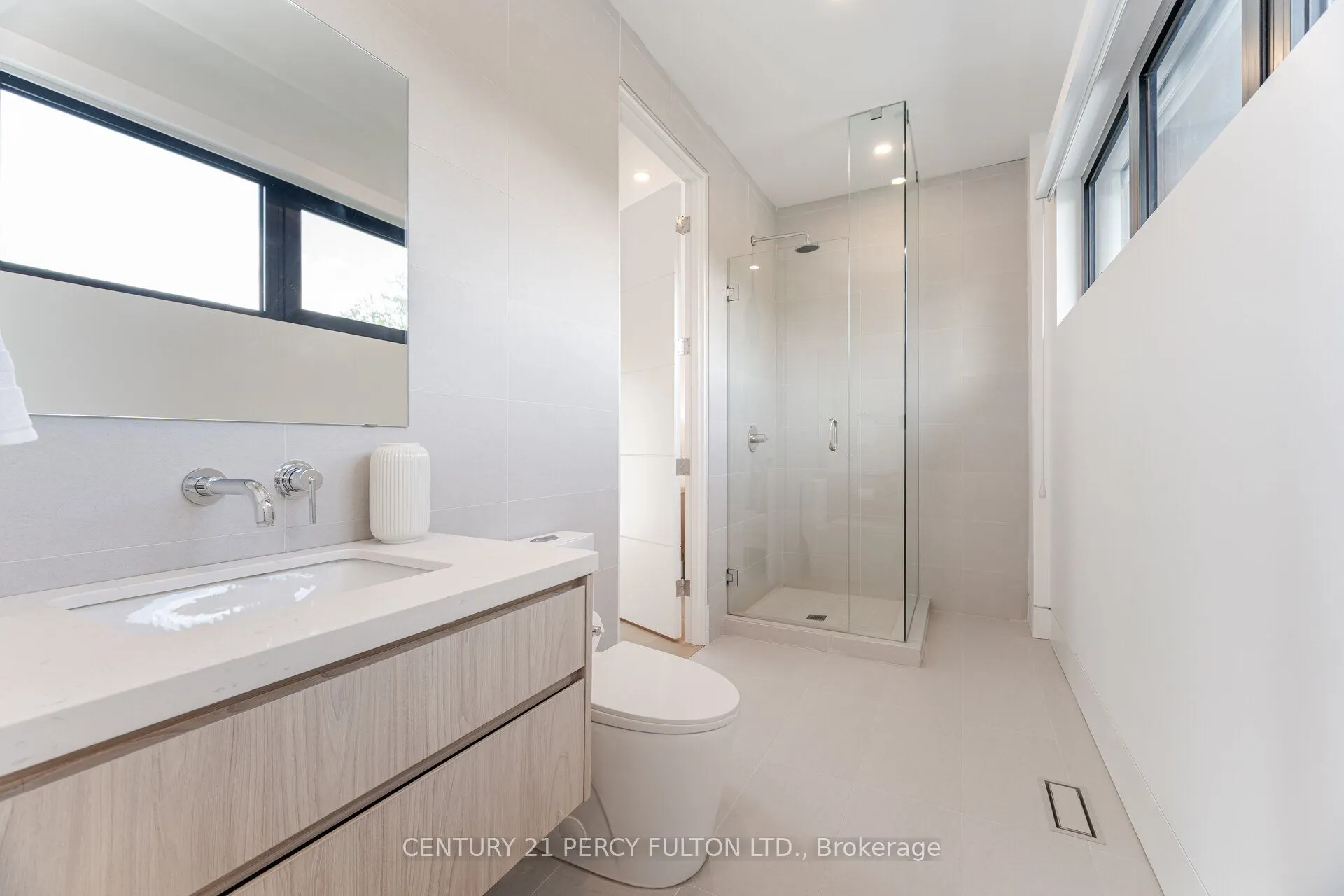 10 Haida Court