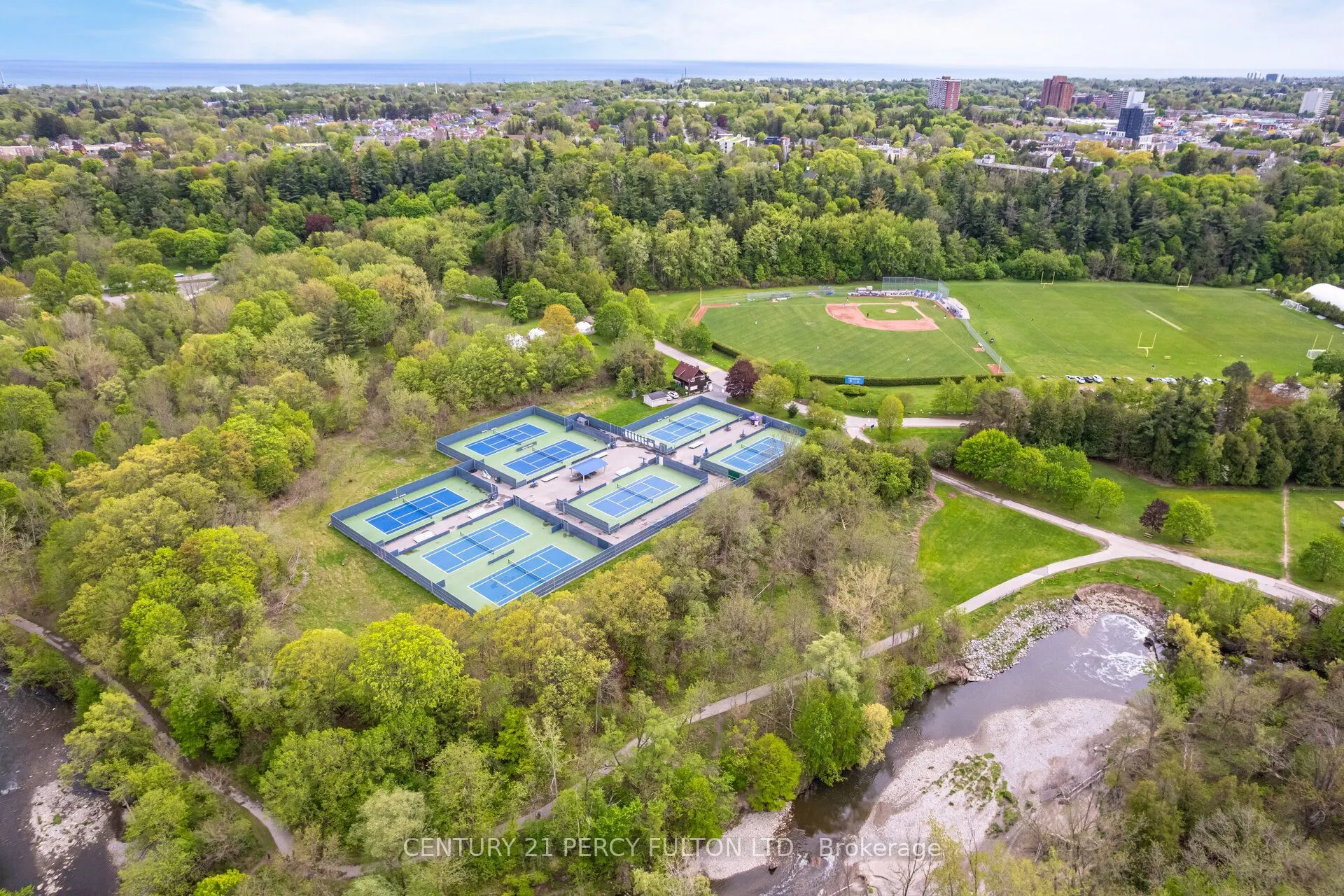10 Haida Court
