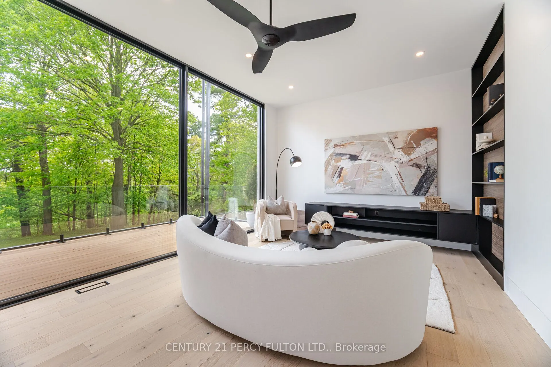 10 Haida Court
