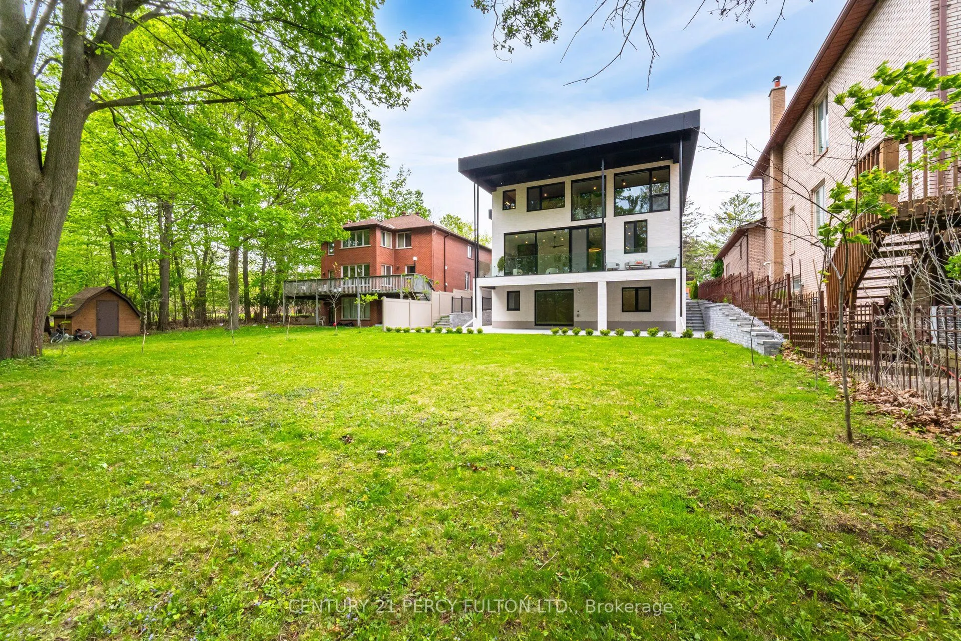10 Haida Court