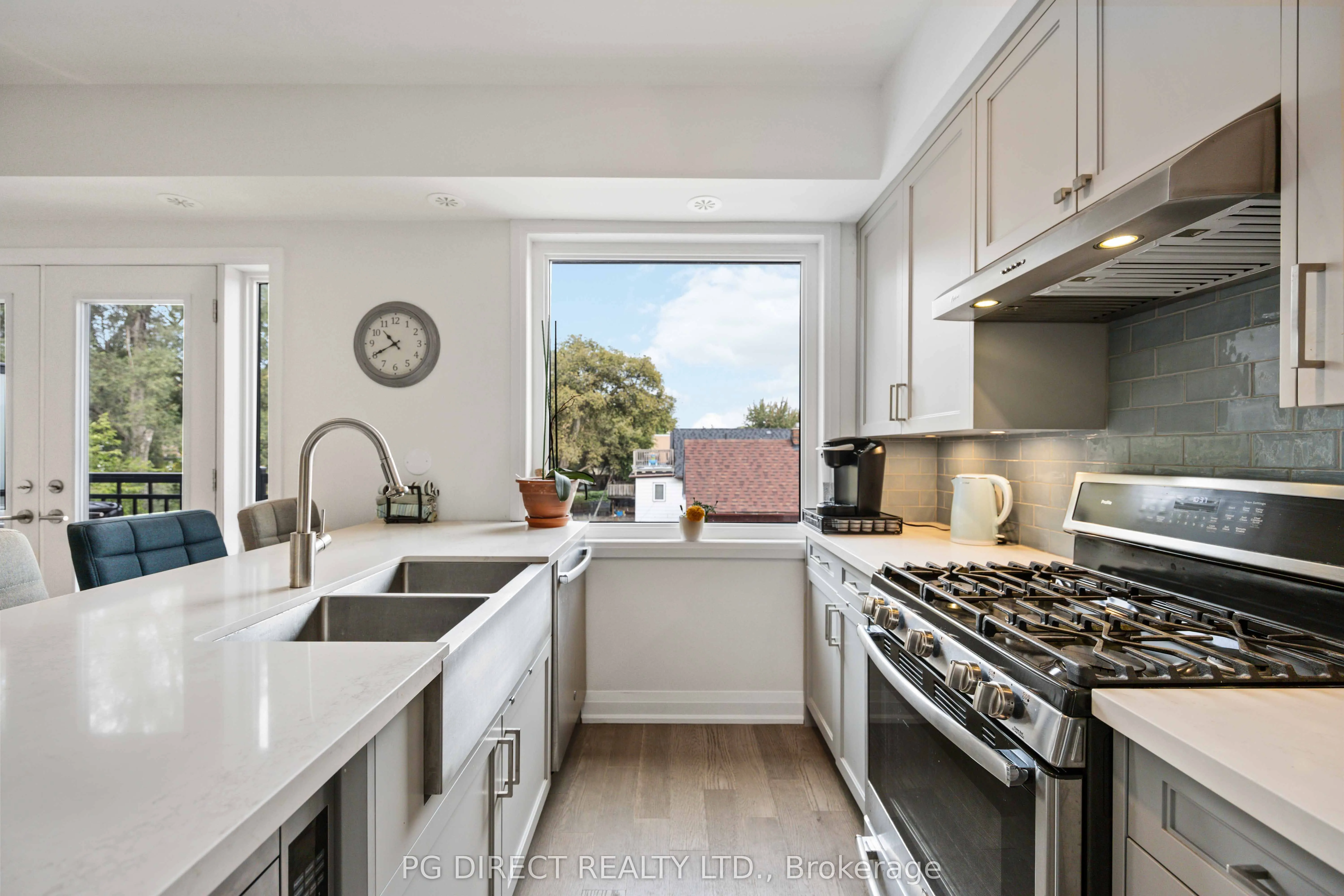 100 Coxwell Avenue, #18