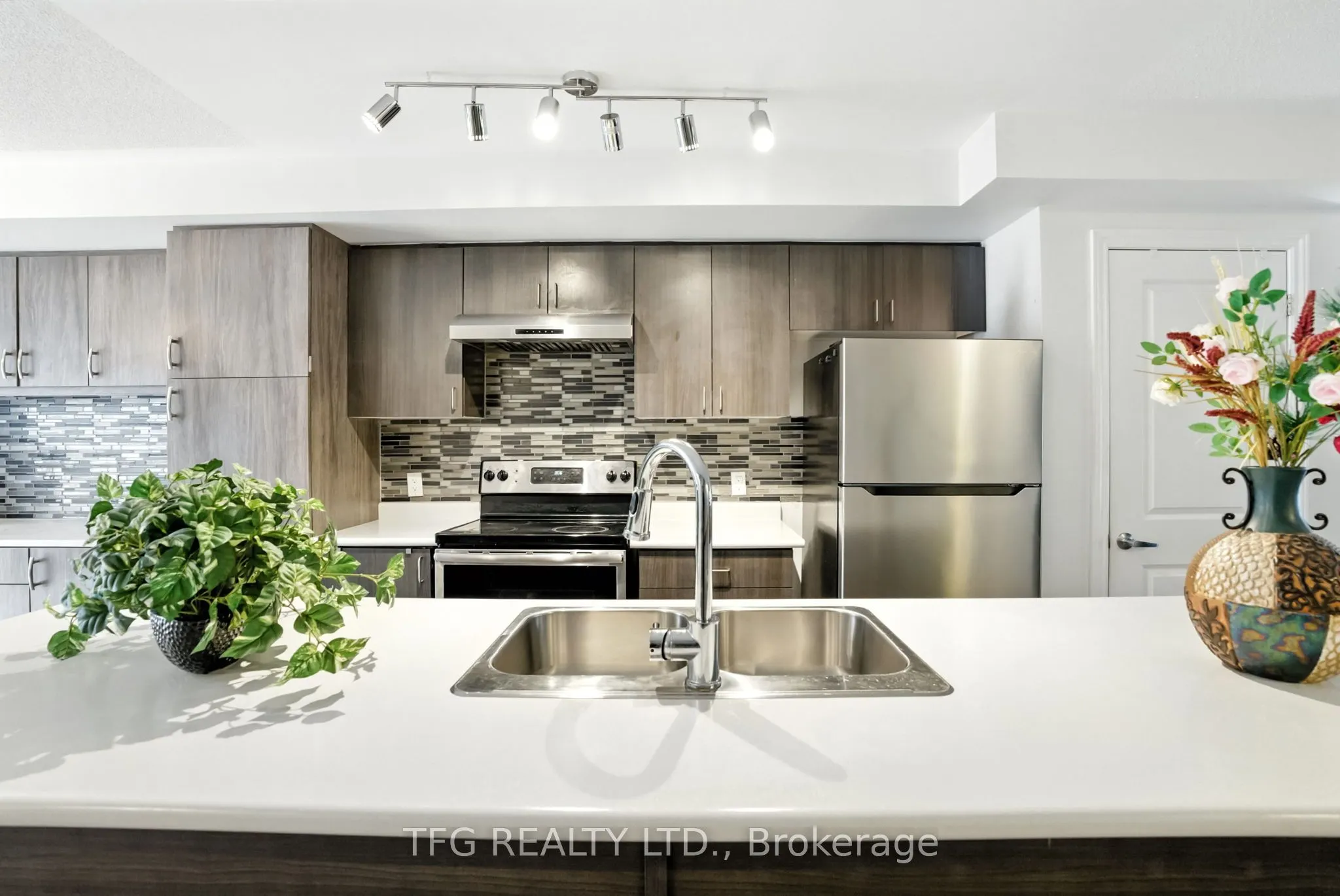 2500 Hill Rise Court, #68