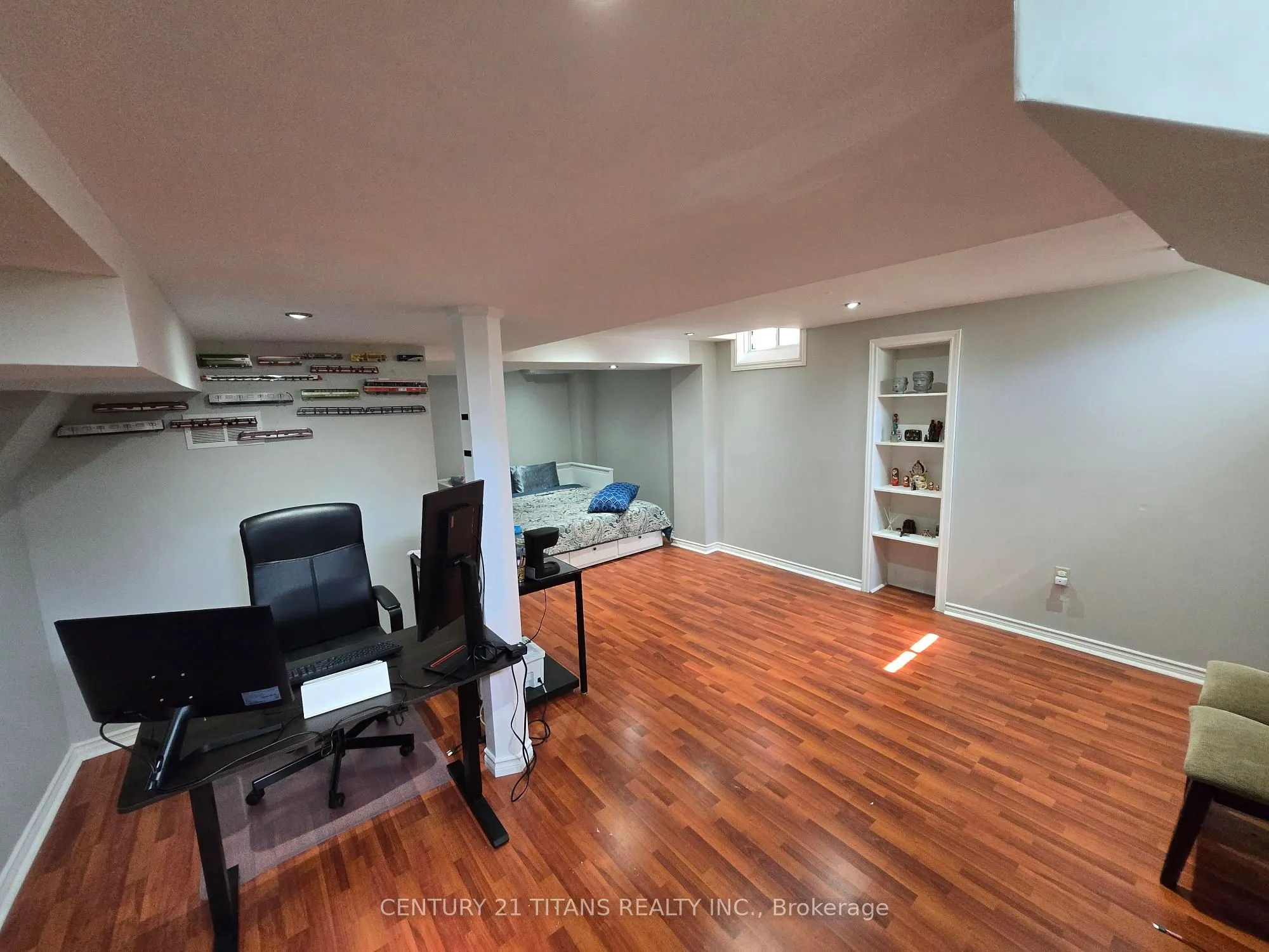 23 Hirons Drive