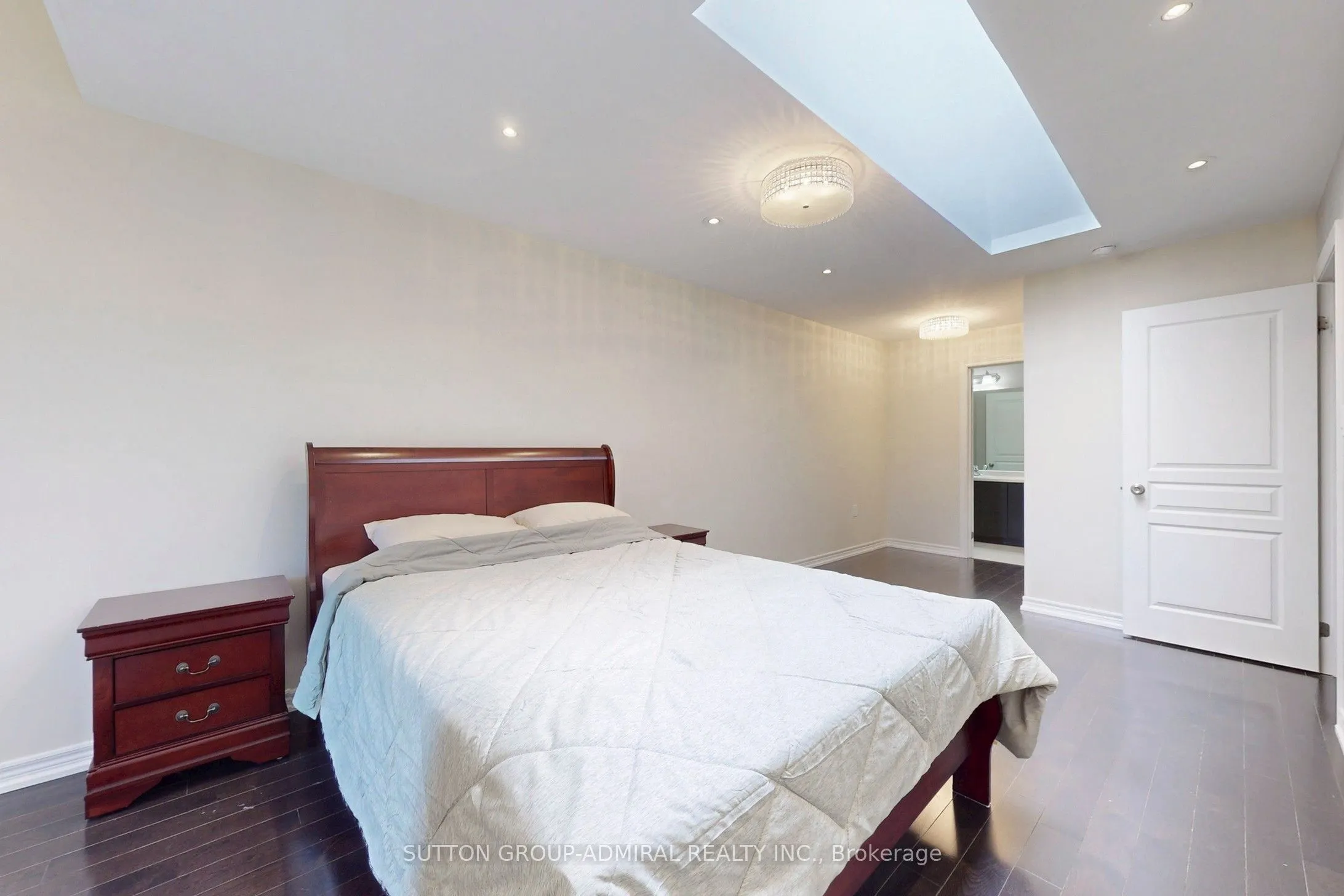 35 Pringdale Gardens Circle