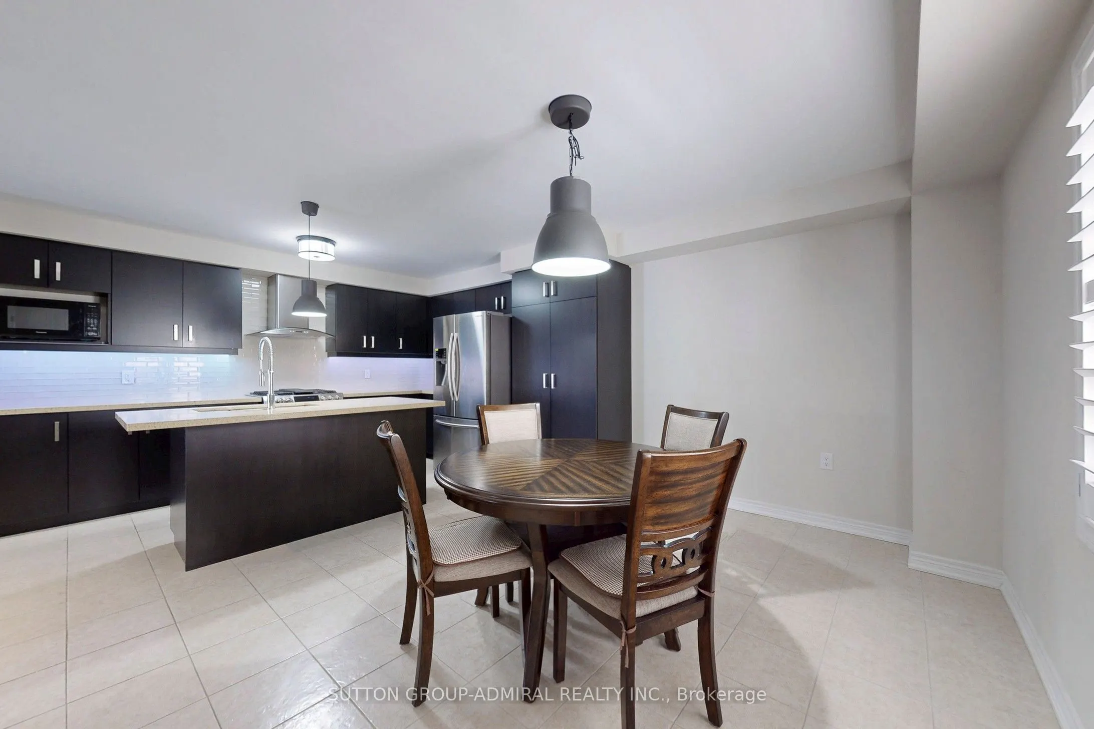35 Pringdale Gardens Circle