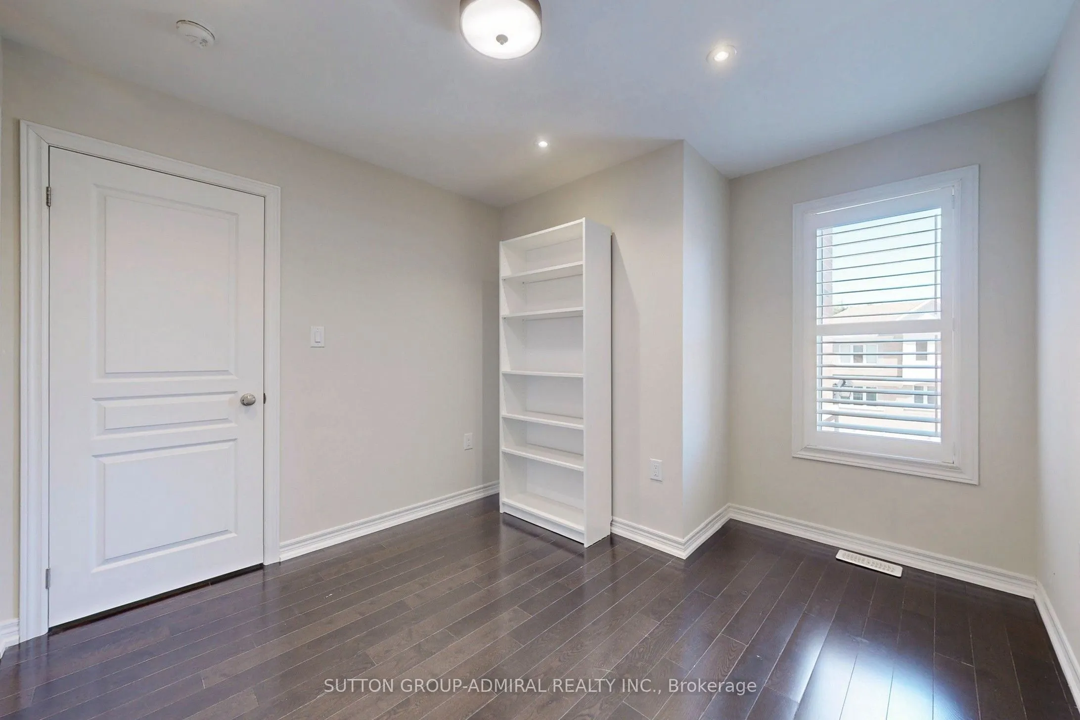 35 Pringdale Gardens Circle