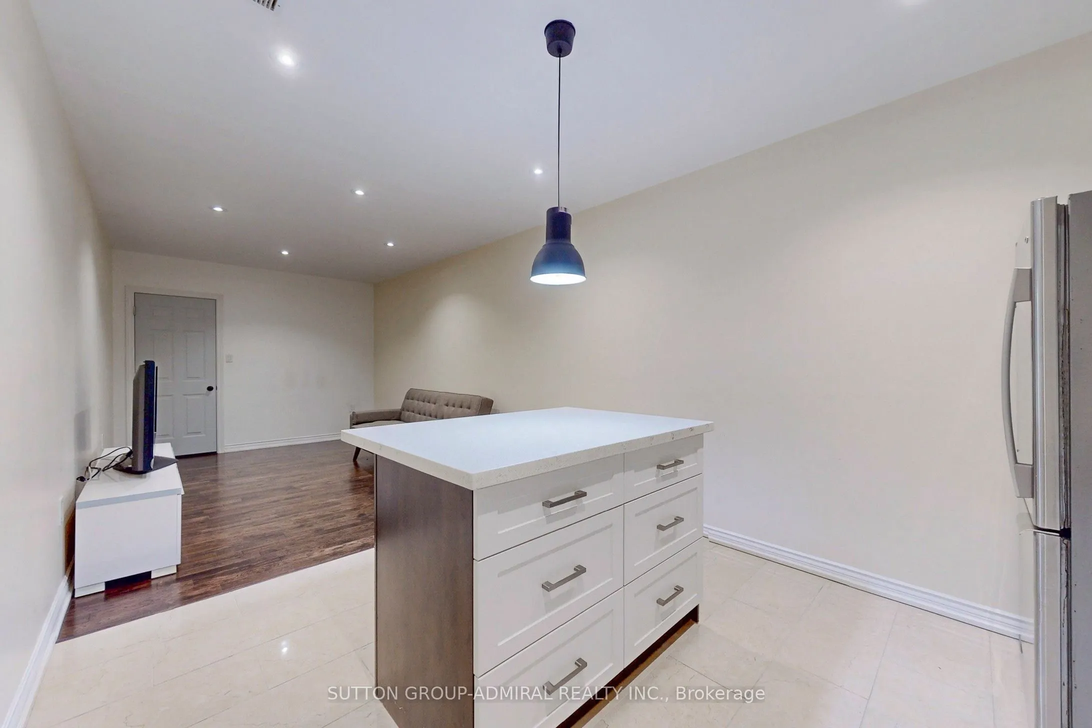 35 Pringdale Gardens Circle