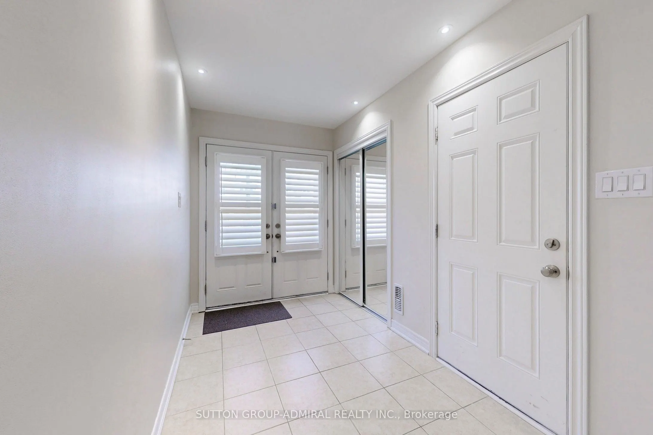 35 Pringdale Gardens Circle
