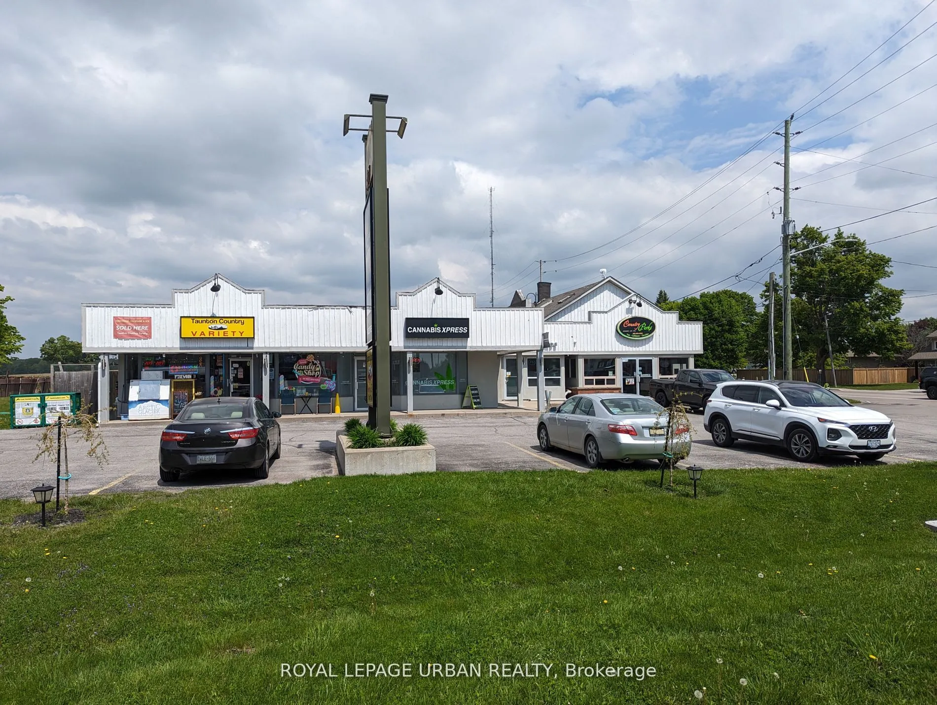 1648 Taunton Road E, #Rear