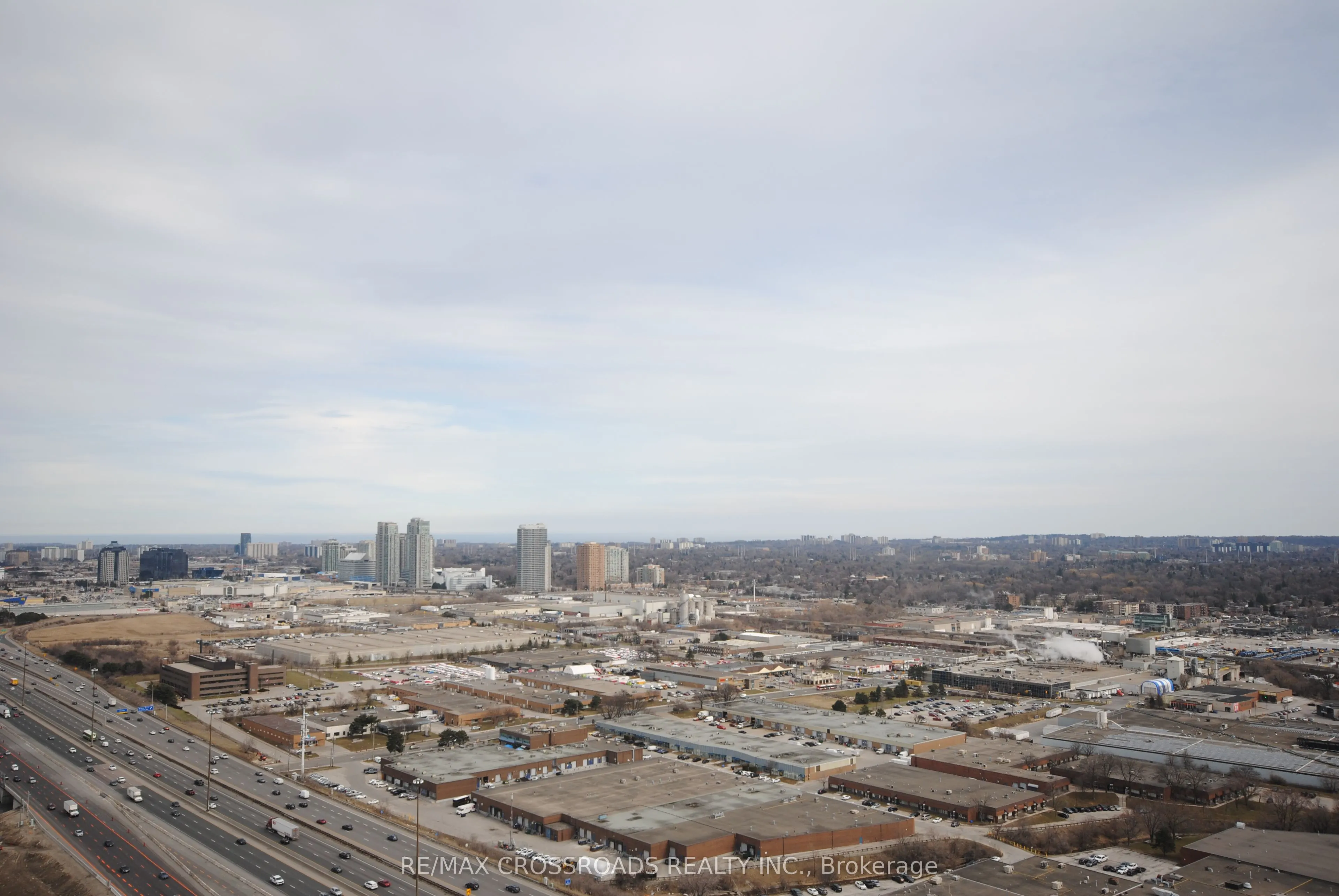 125 Village Green Square, #3903