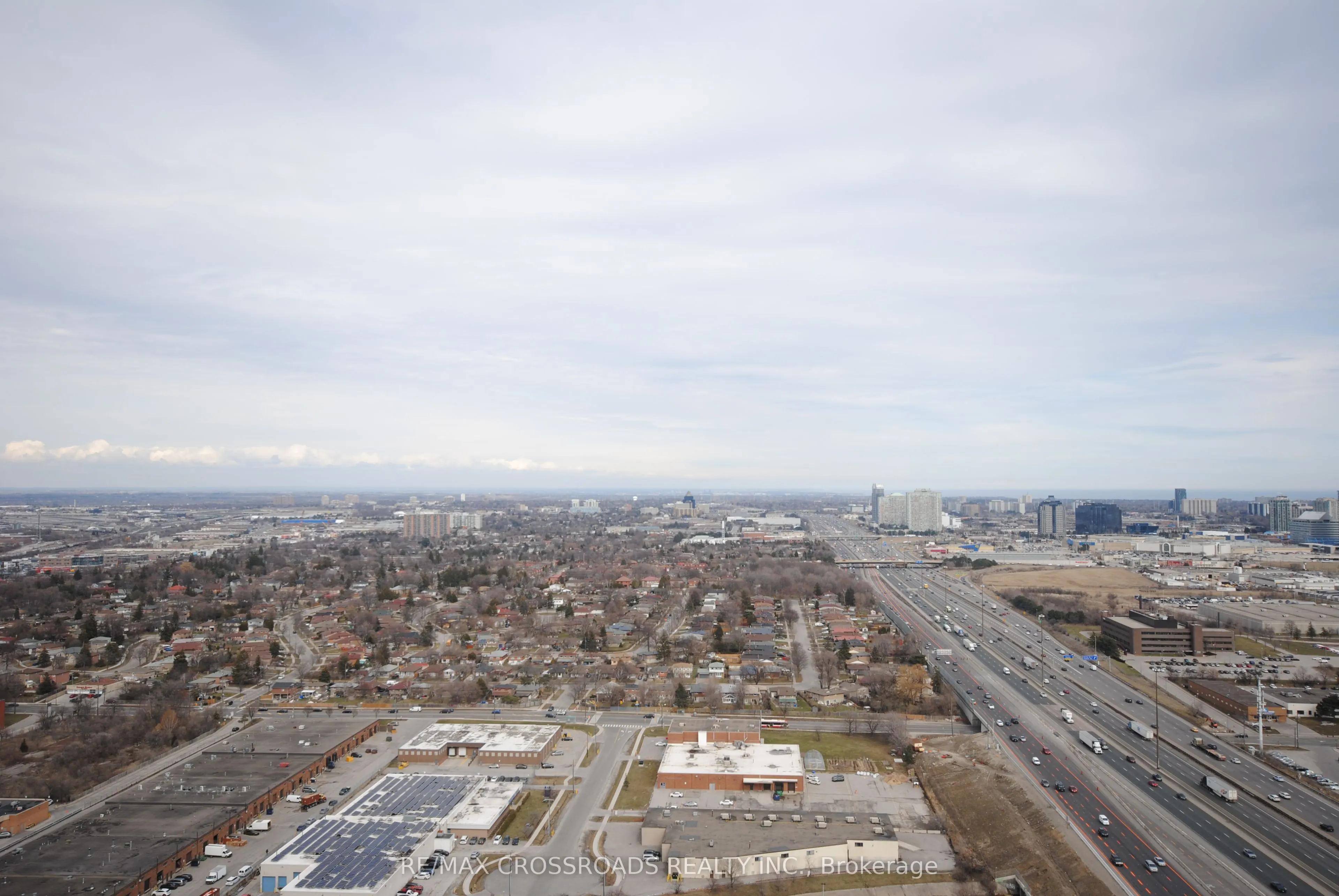 125 Village Green Square, #3903