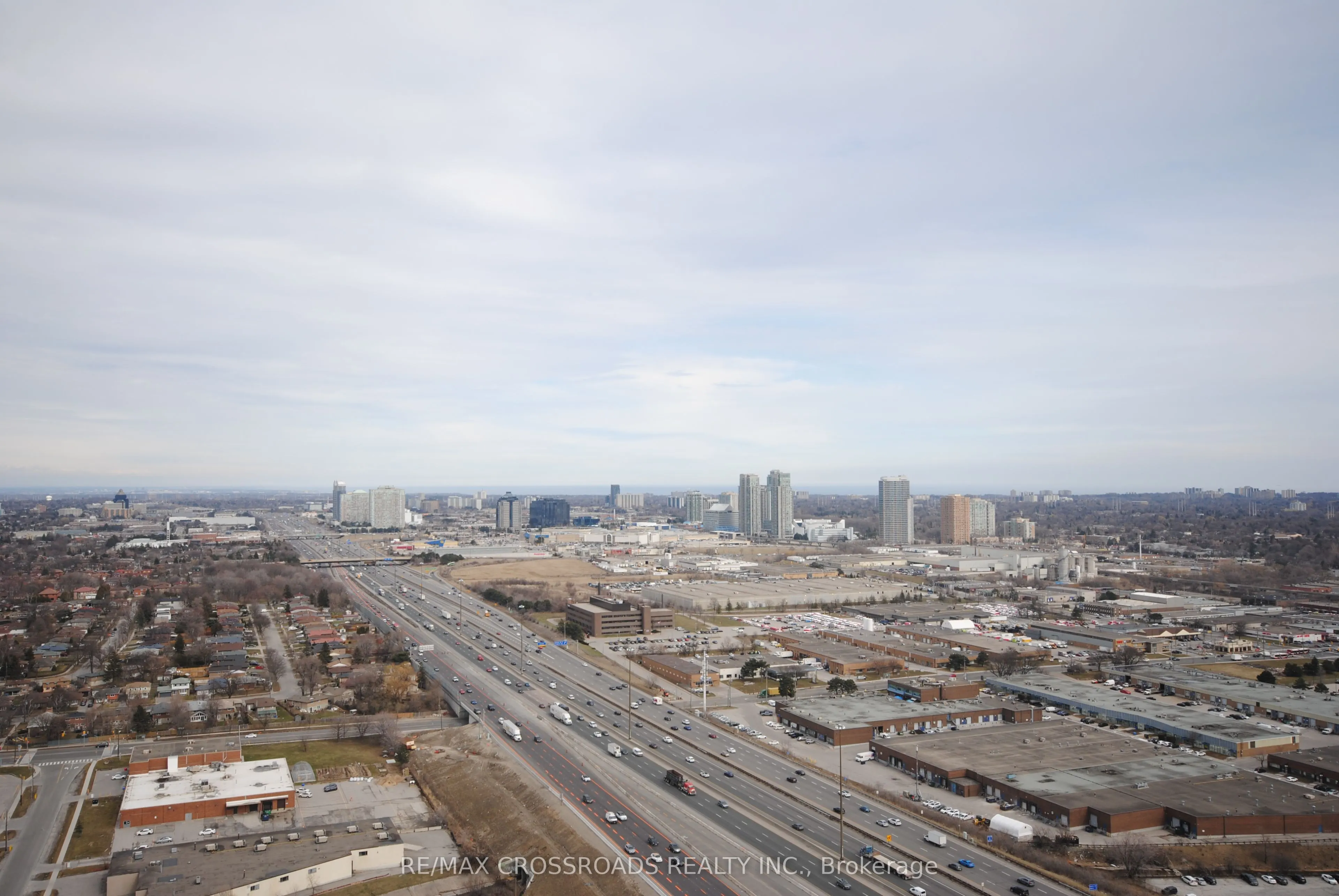 125 Village Green Square, #3903
