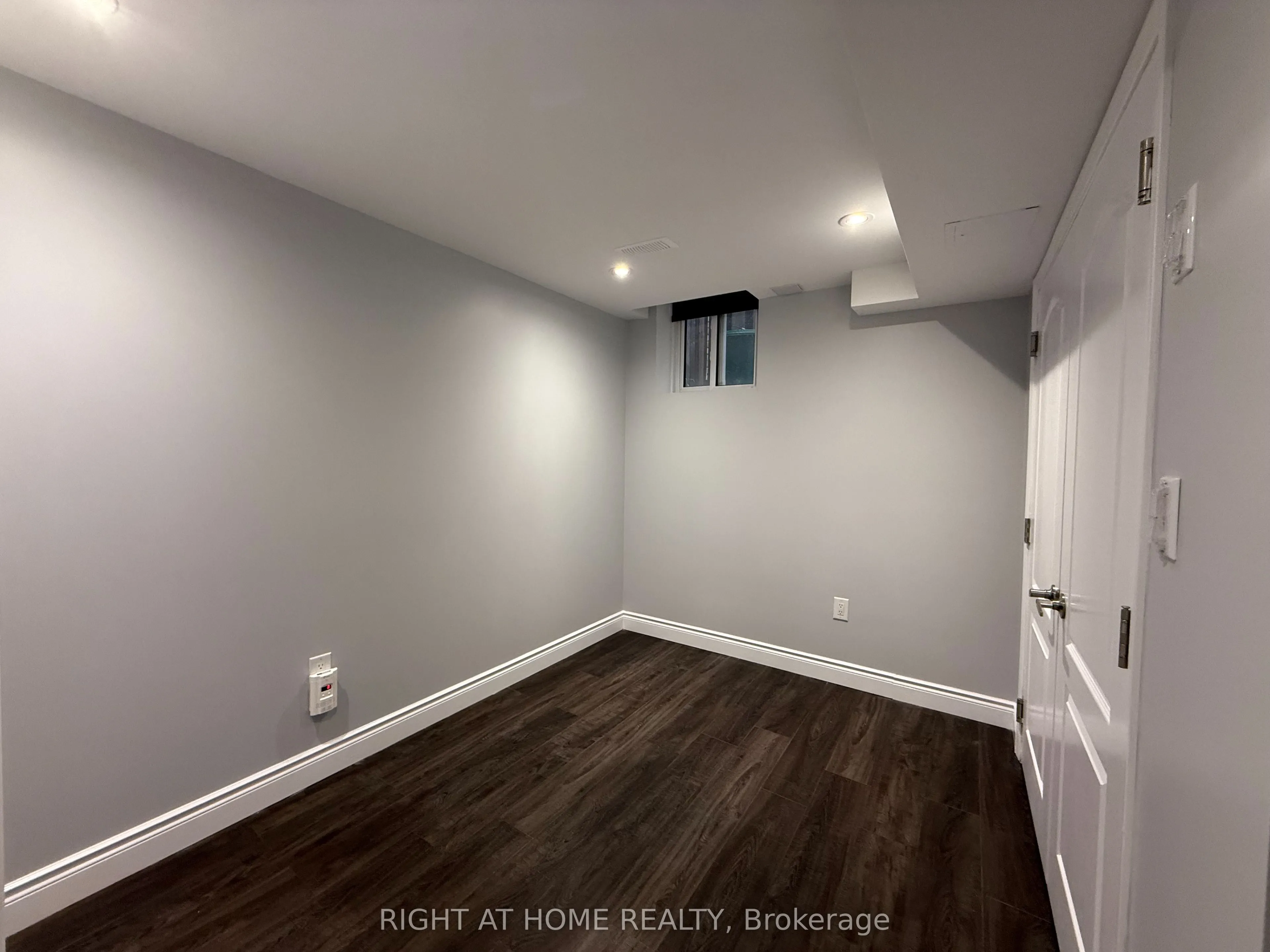 1675 Whitestone Drive, #Bsmt