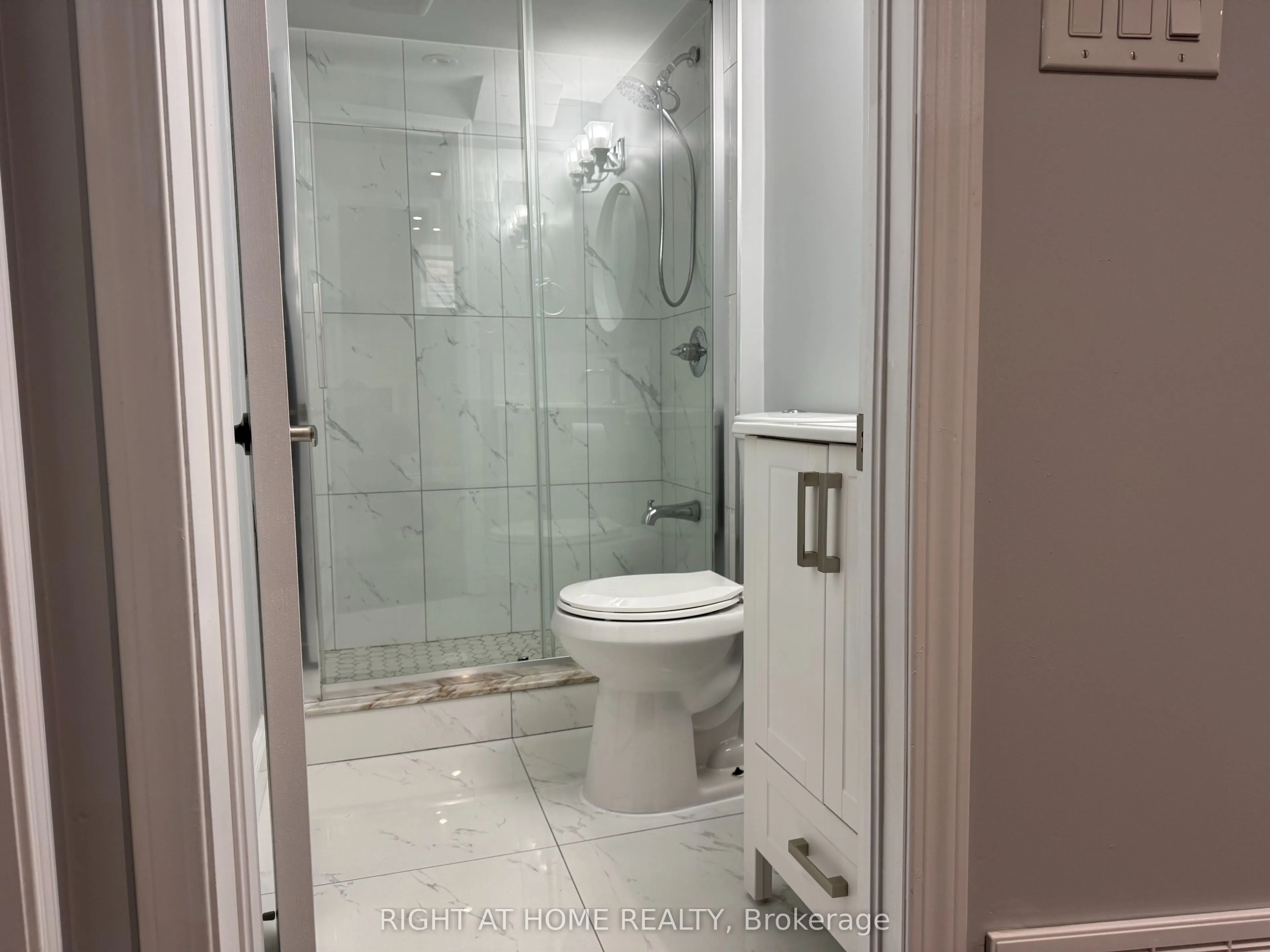 1675 Whitestone Drive, #Bsmt