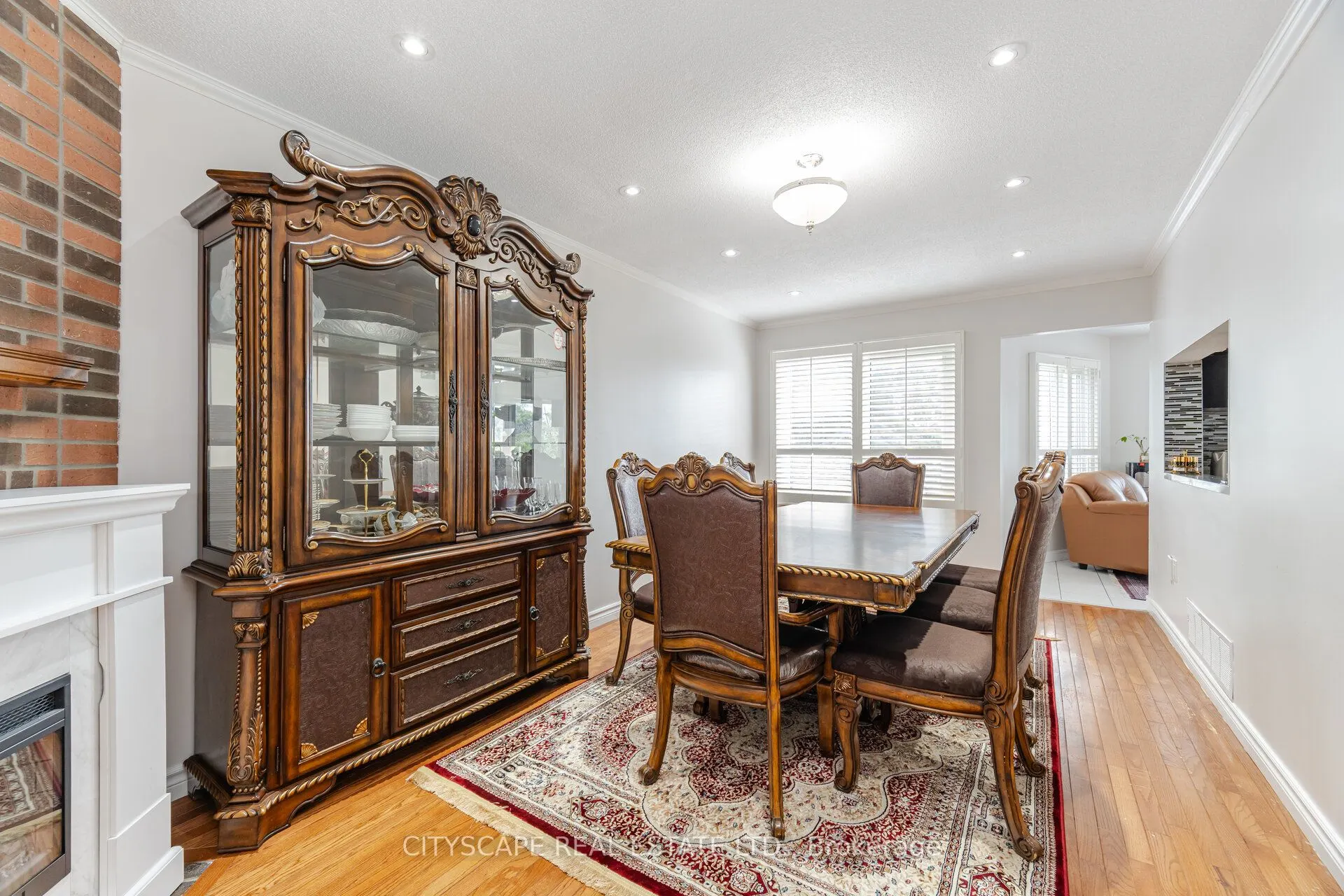 12 Coomer Crescent