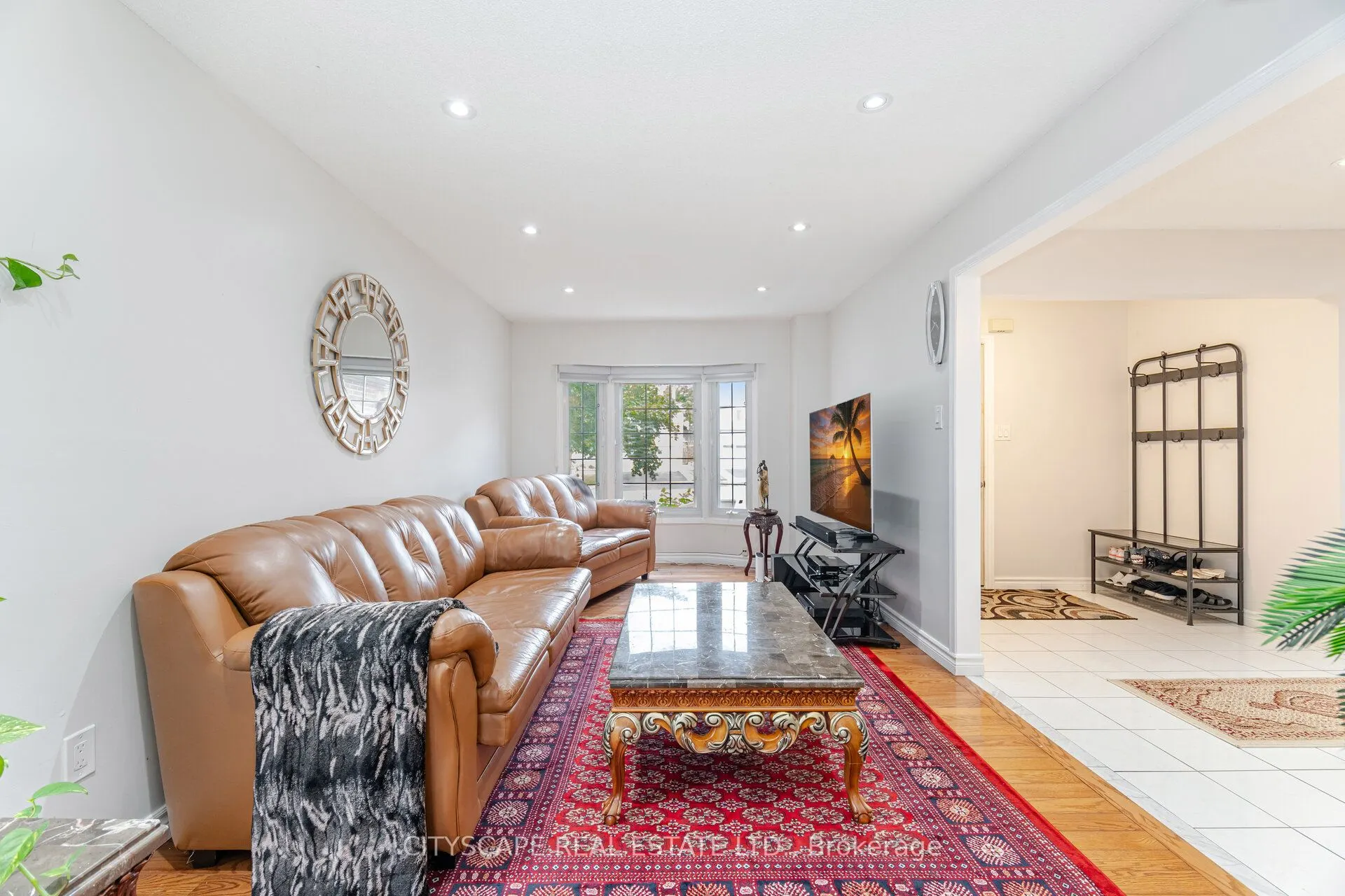 12 Coomer Crescent