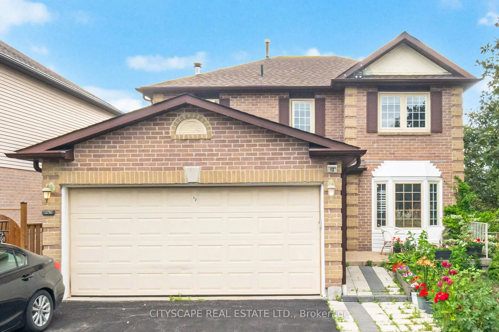 12 Coomer Crescent
