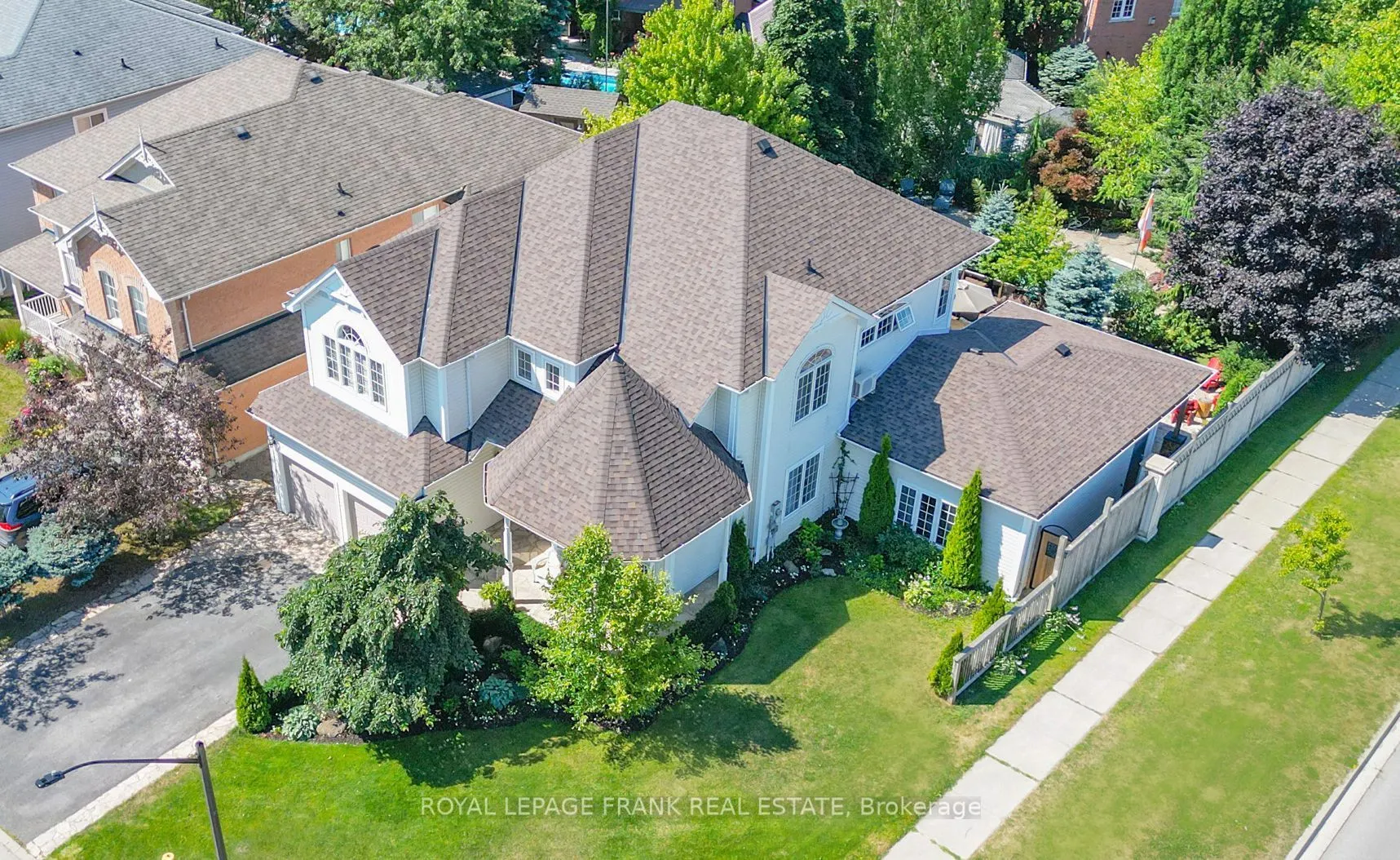 54 Selkirk Drive