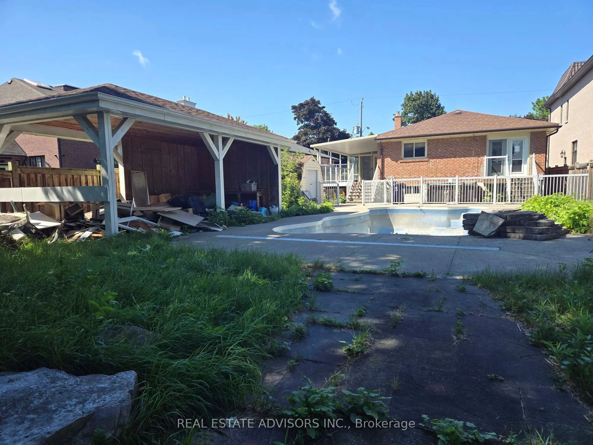 89 Euclid Avenue
