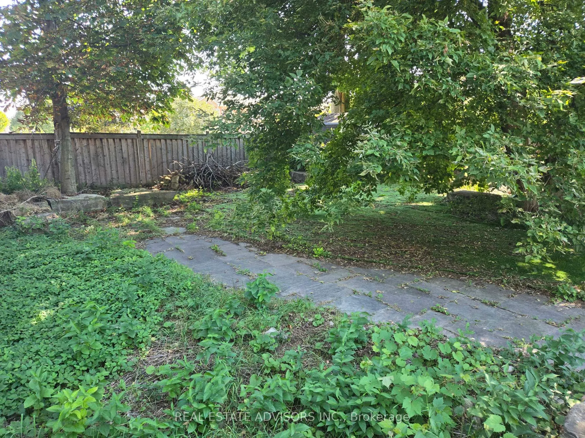 89 Euclid Avenue