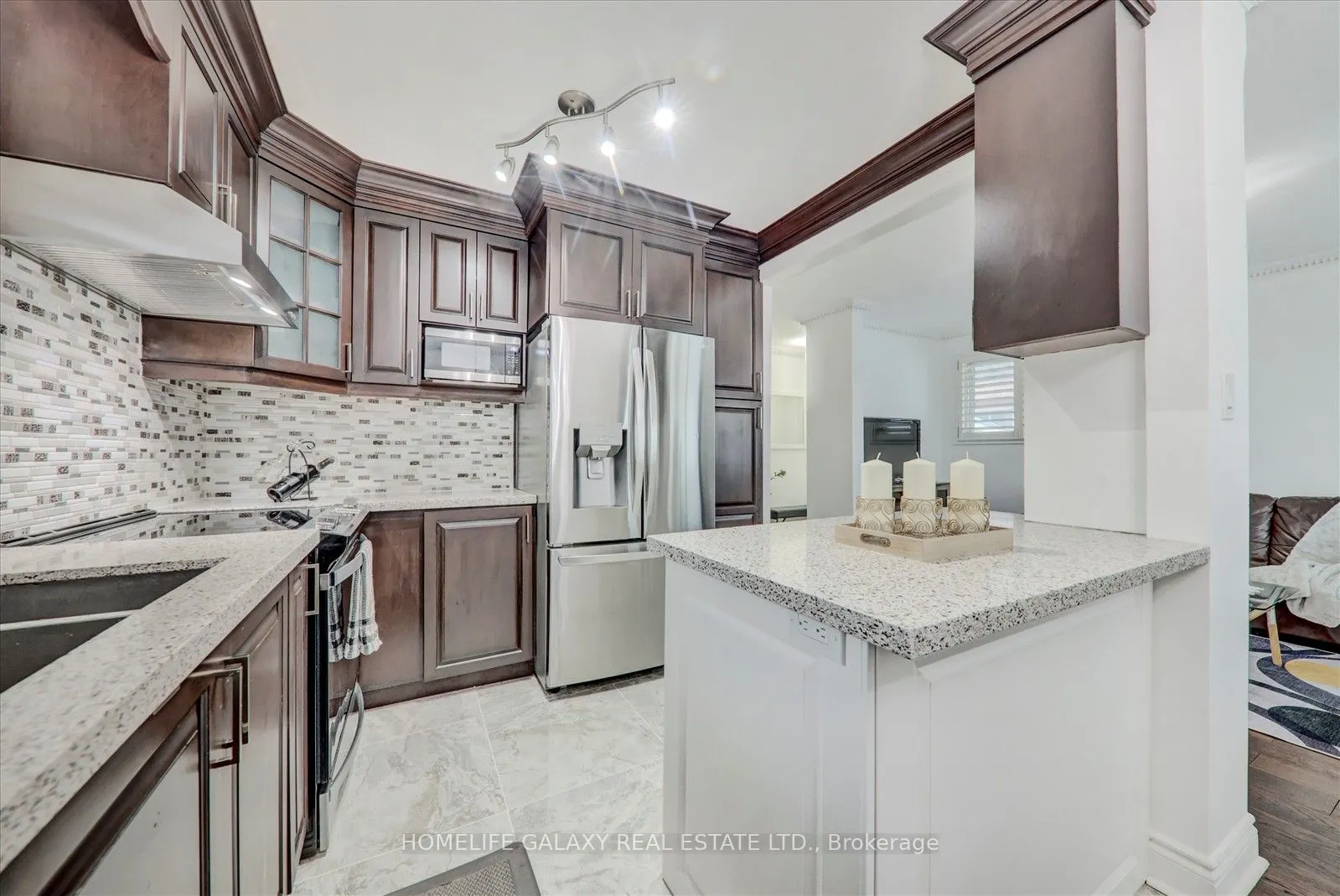 71 Sundance Crescent