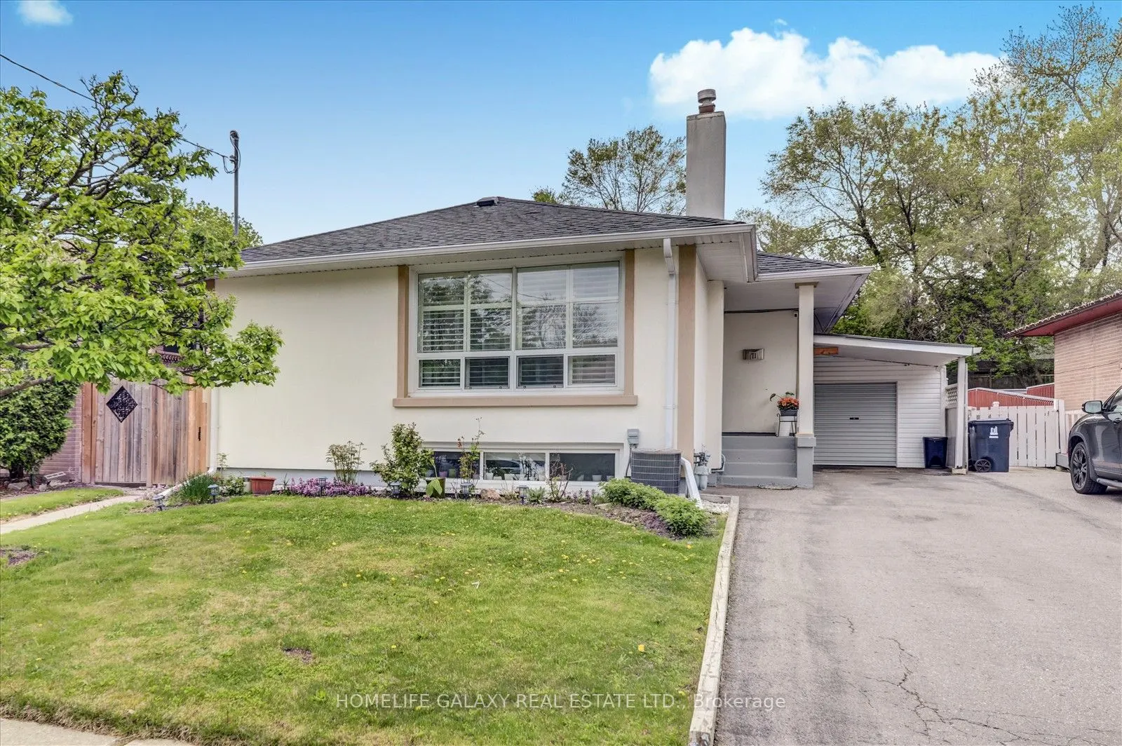 71 Sundance Crescent